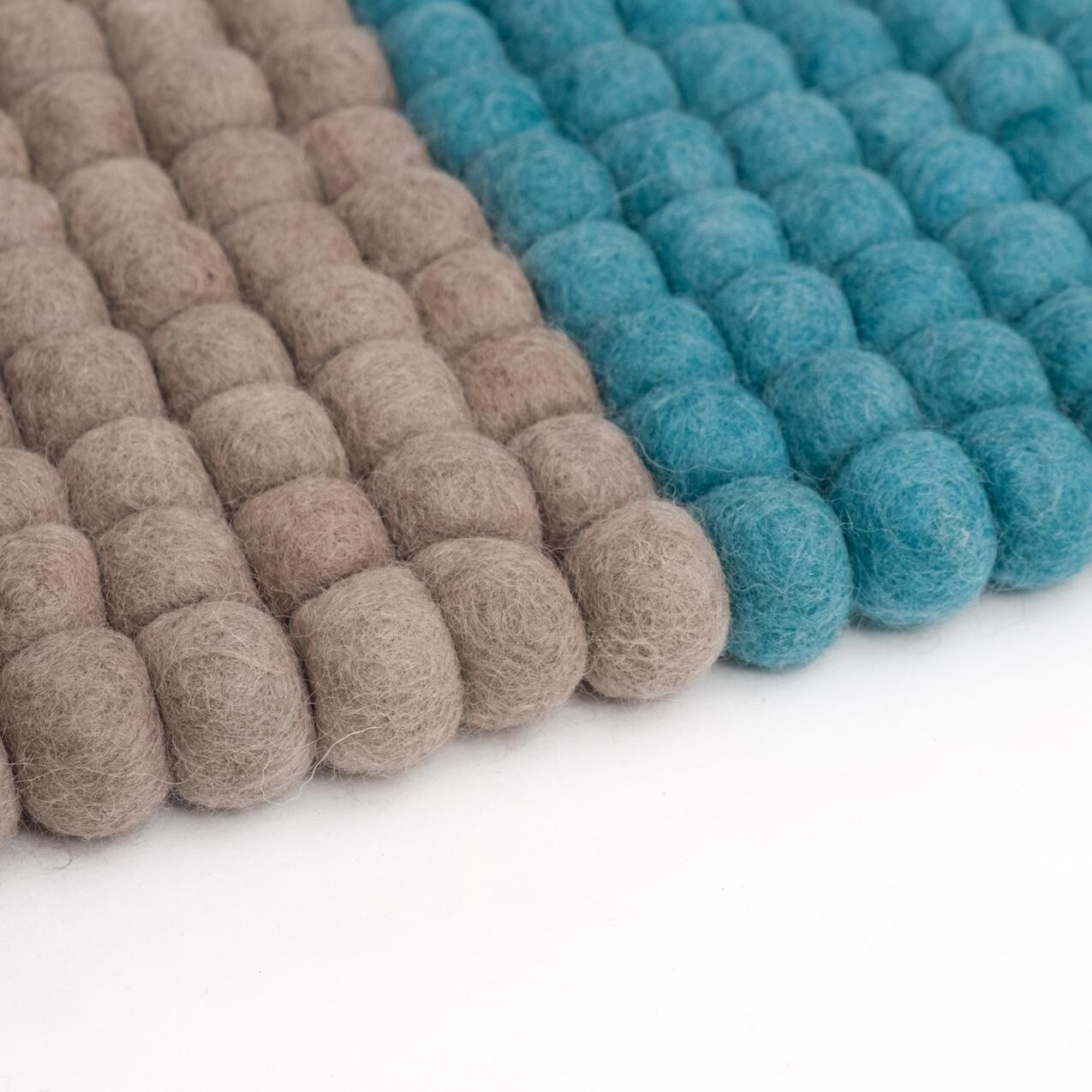 Cube Felt Ball Rug rectangular