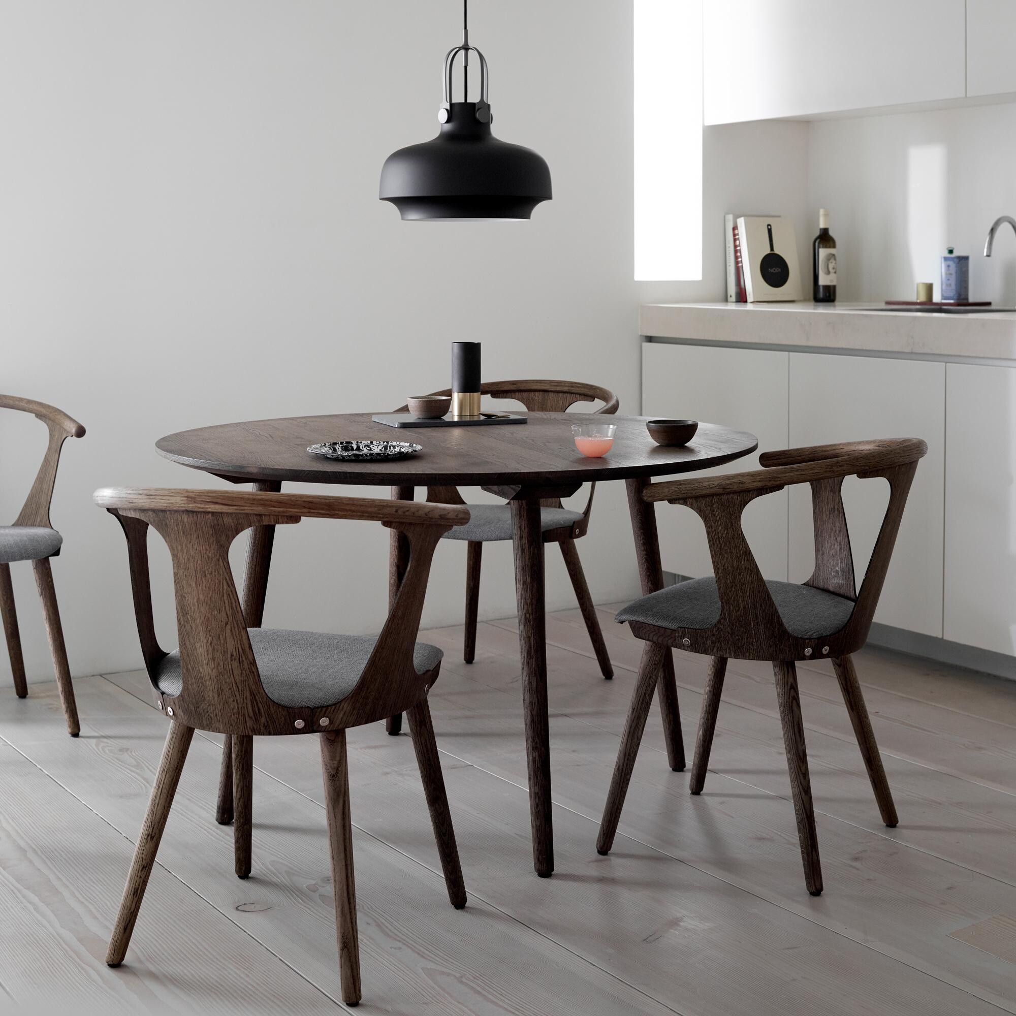 In Between SK4 Dining Table