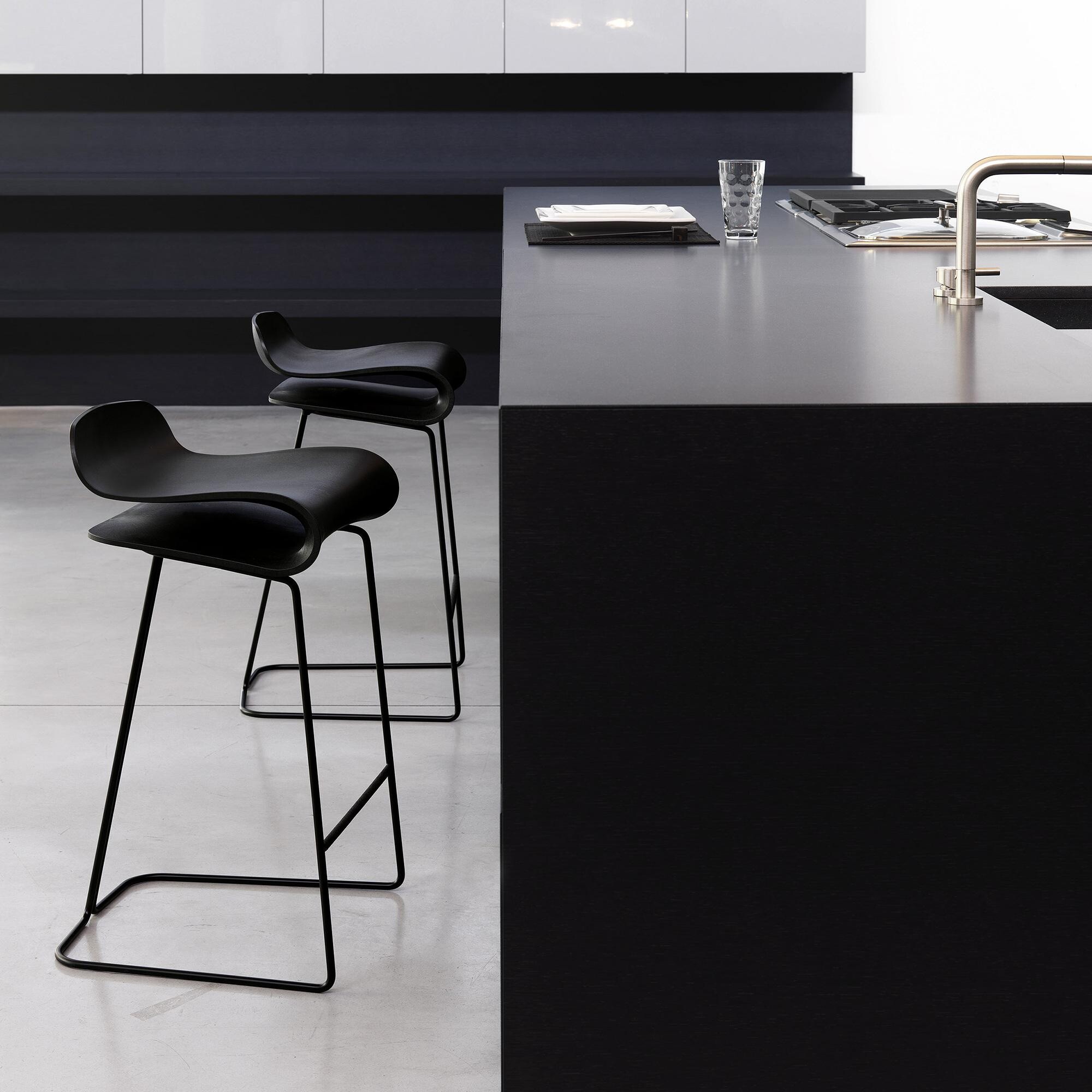 BCN Stool / Bar Stool Set of 4