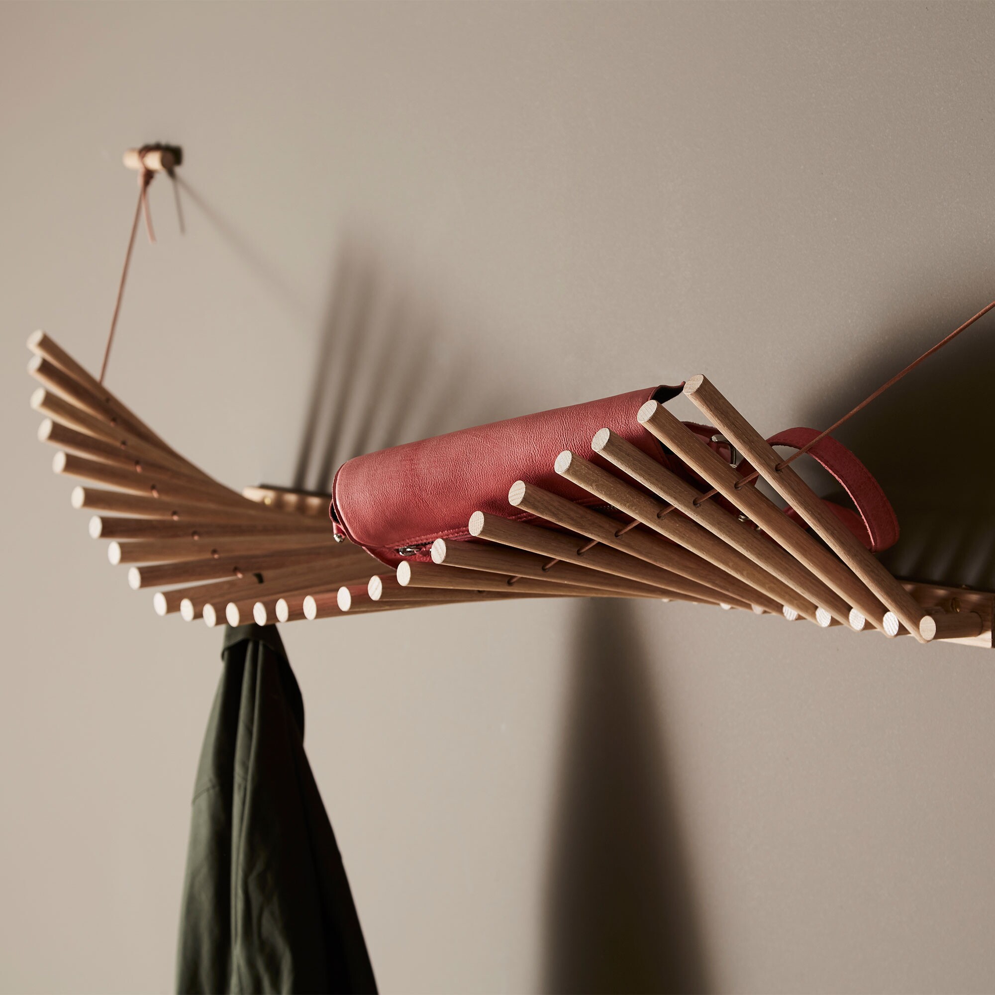 Knaegt Wall Wardrobe