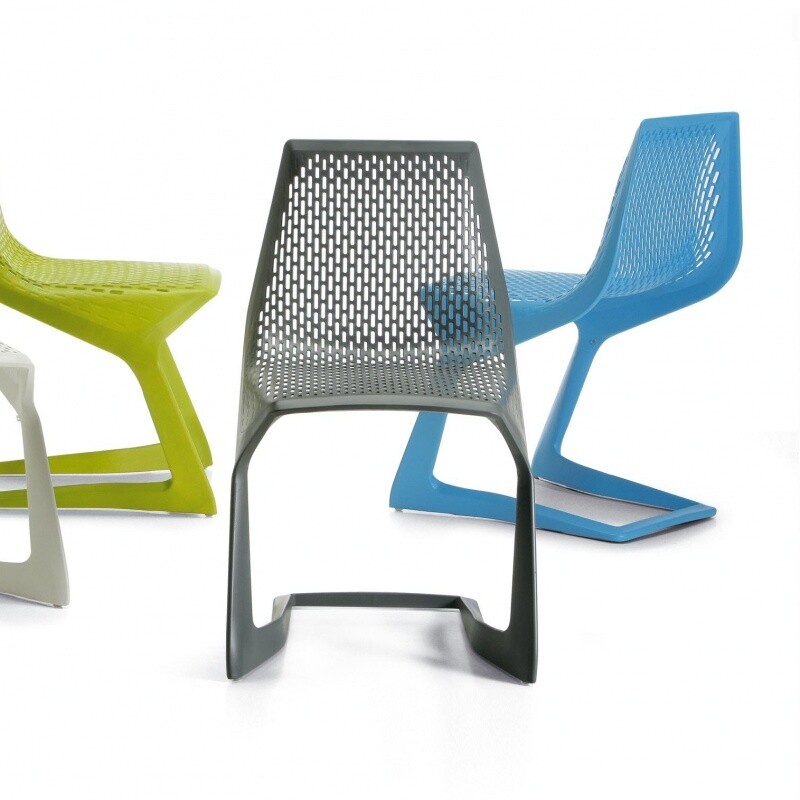 Myto Cantilever Chair