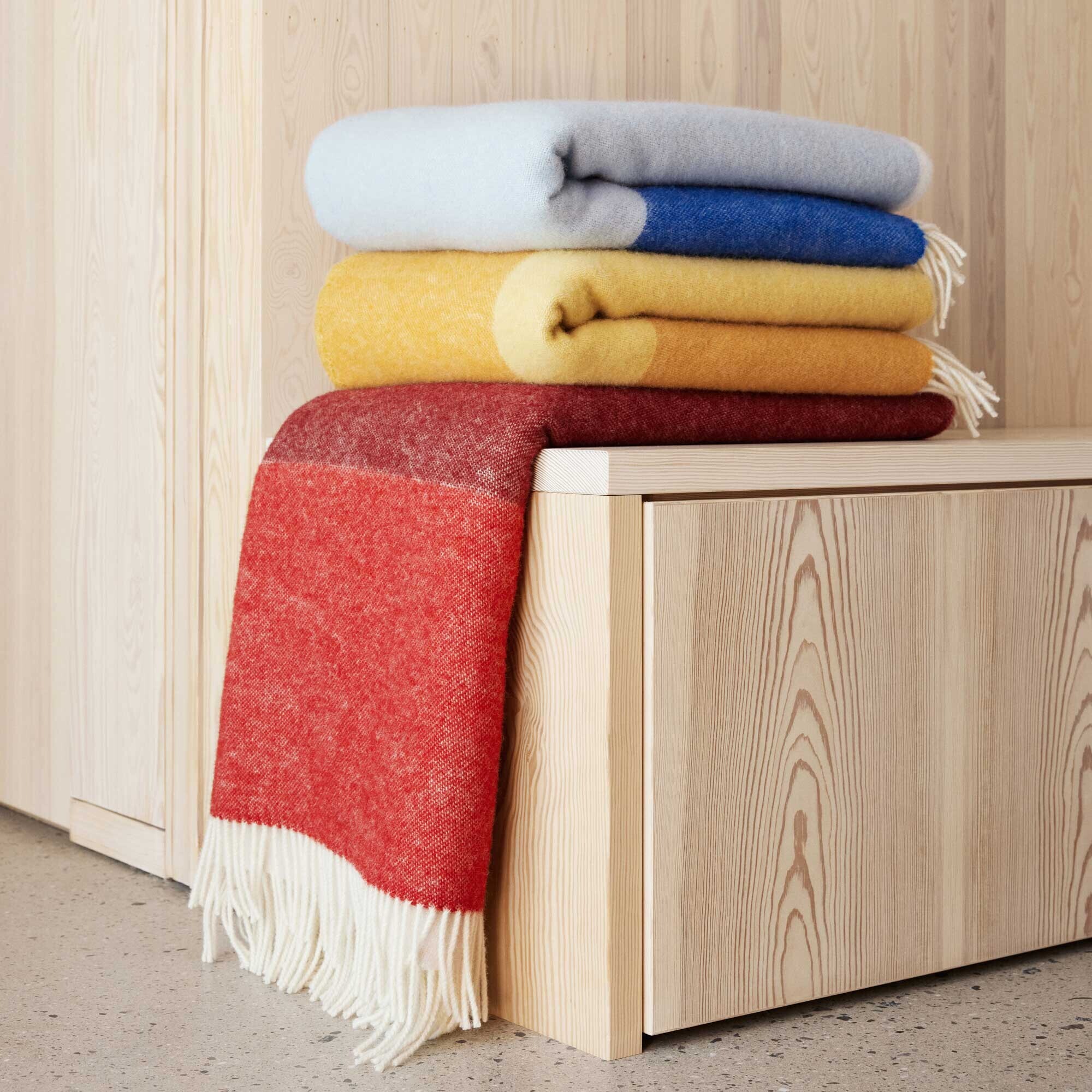 Echo Throw Blanket 130x170cm