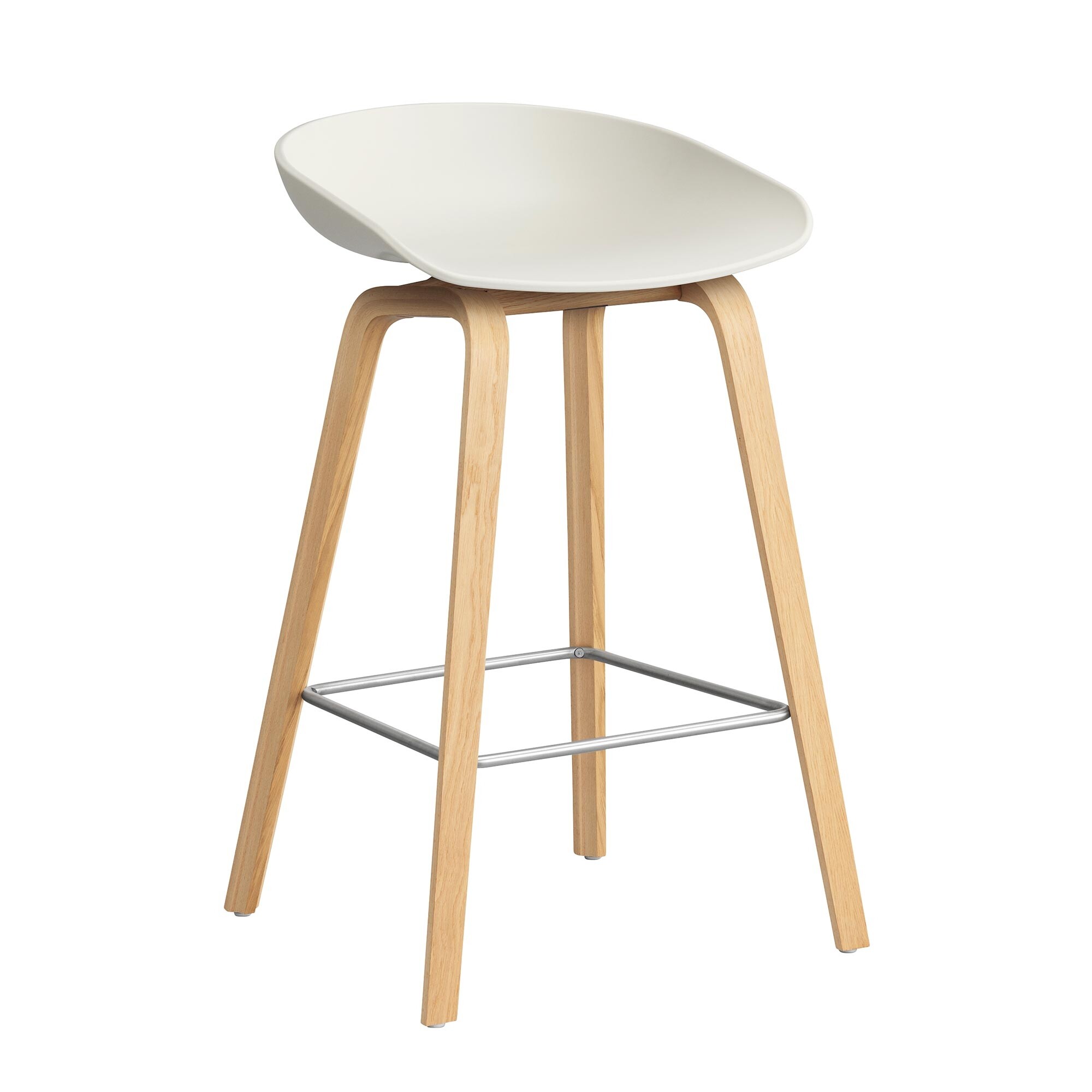 AAS 32 2.0 Bar Stool Low Lacquered Oak