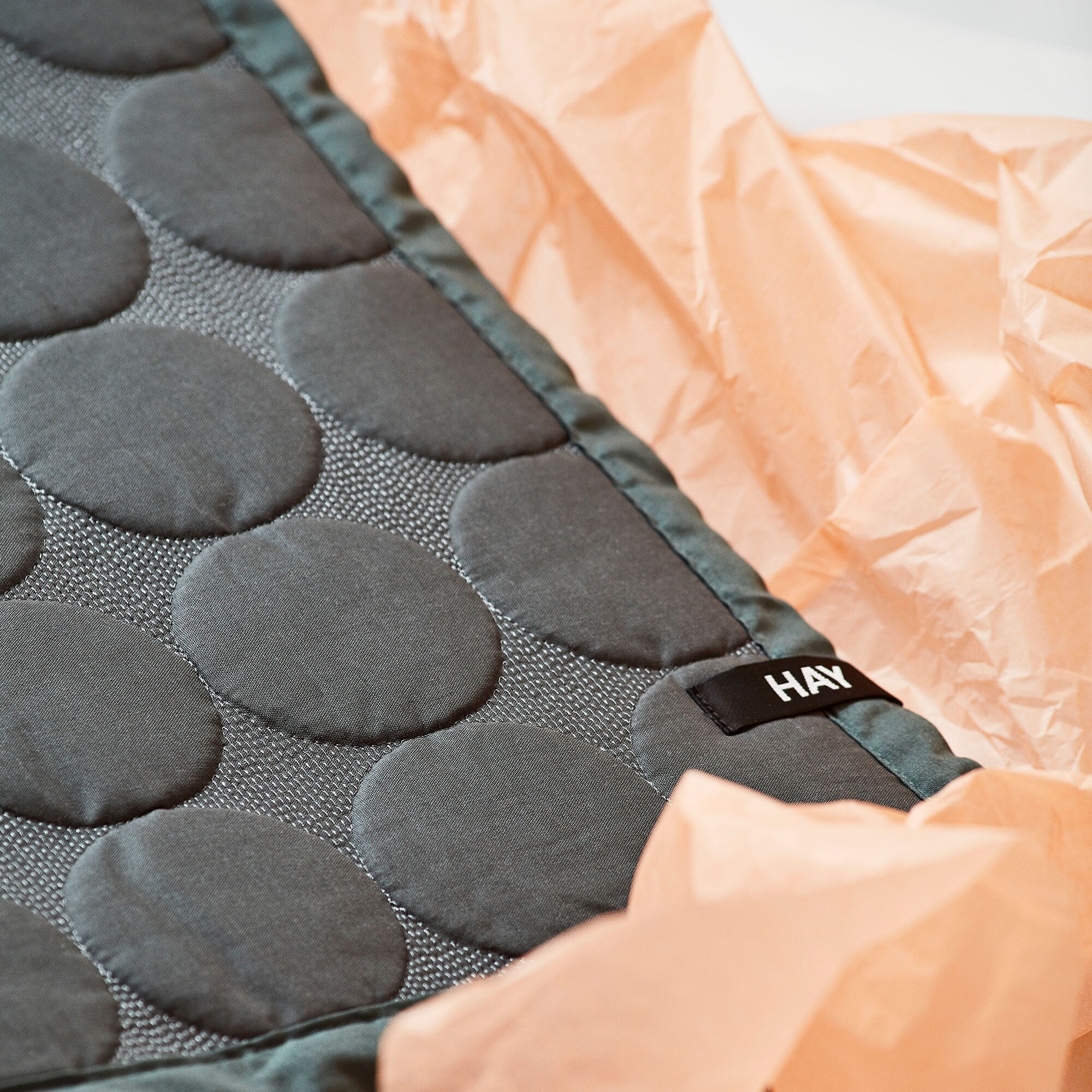 Mega Dot Blanket 260x260cm