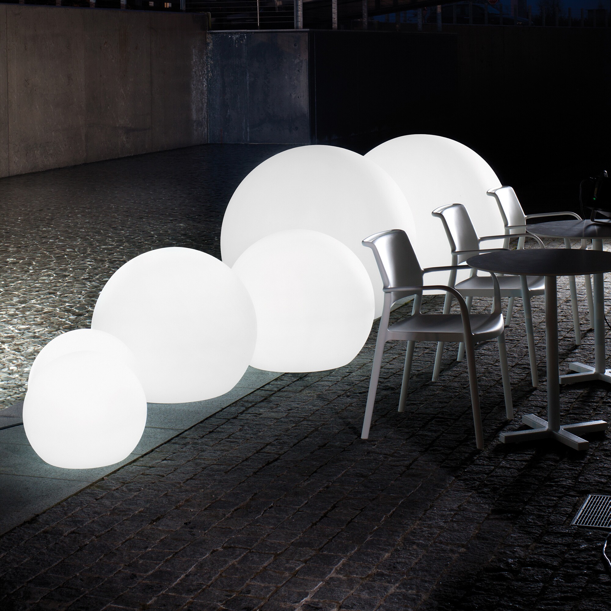 Happy Apple Floorlamp