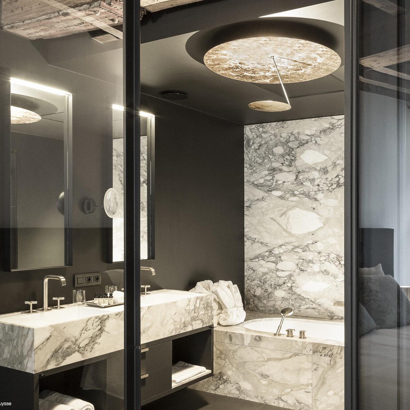 Lederam C180 LED Ceiling Lamp