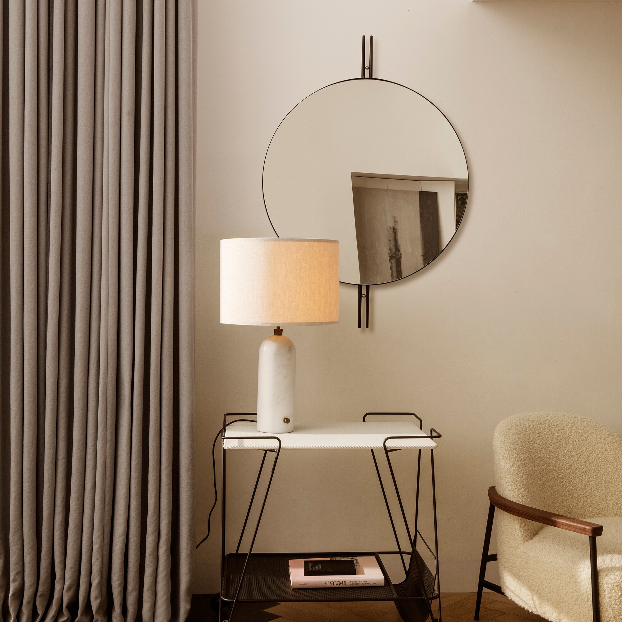 IOI Wall Mirror Ø80cm