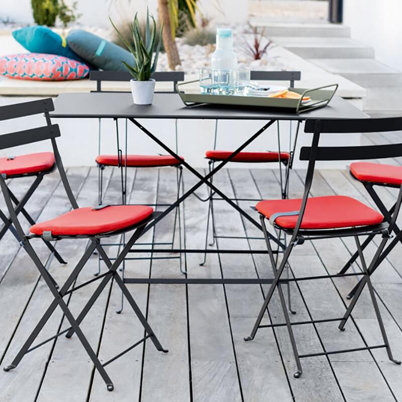 Bistro Folding Table 117x77cm