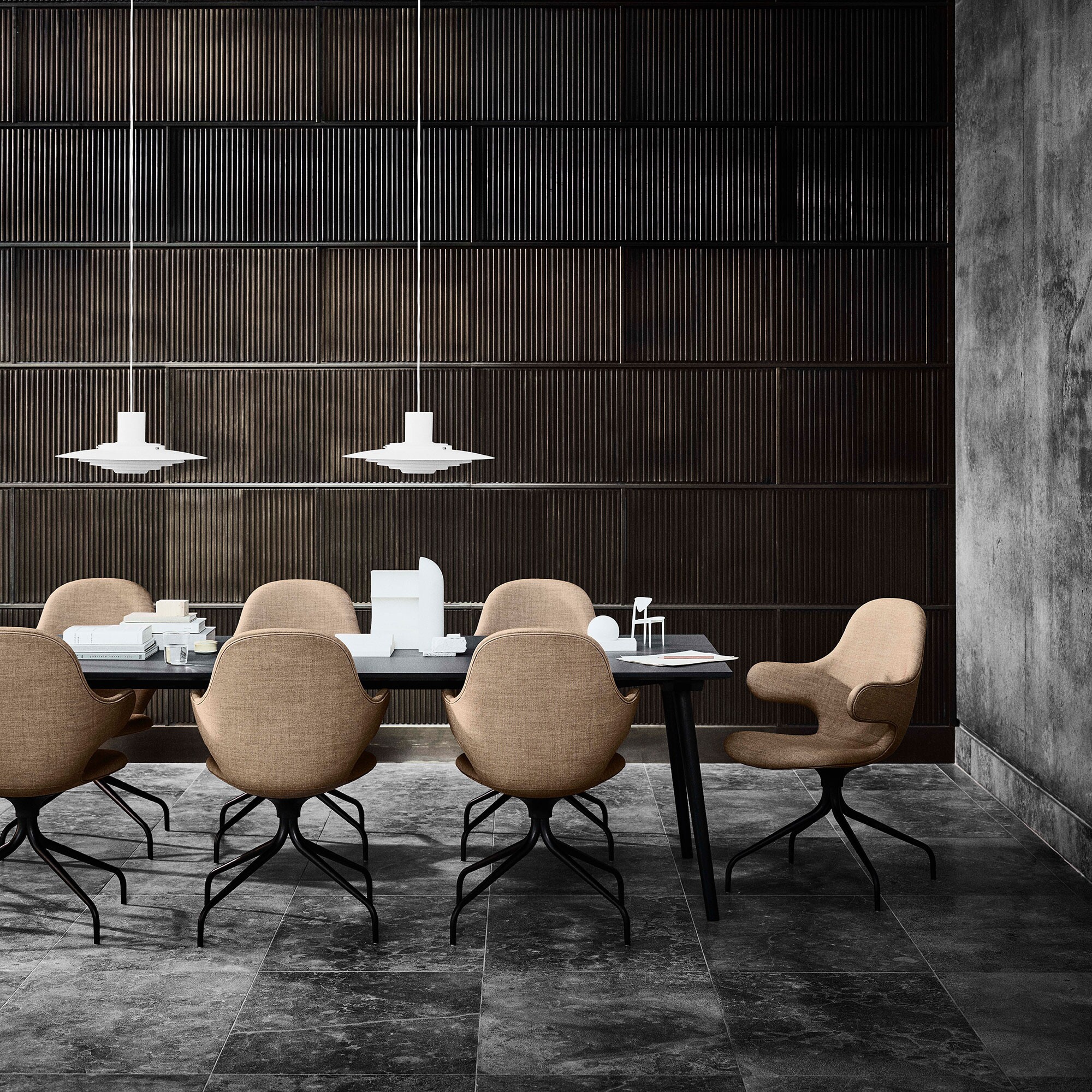 In Between SK6 Dining Table