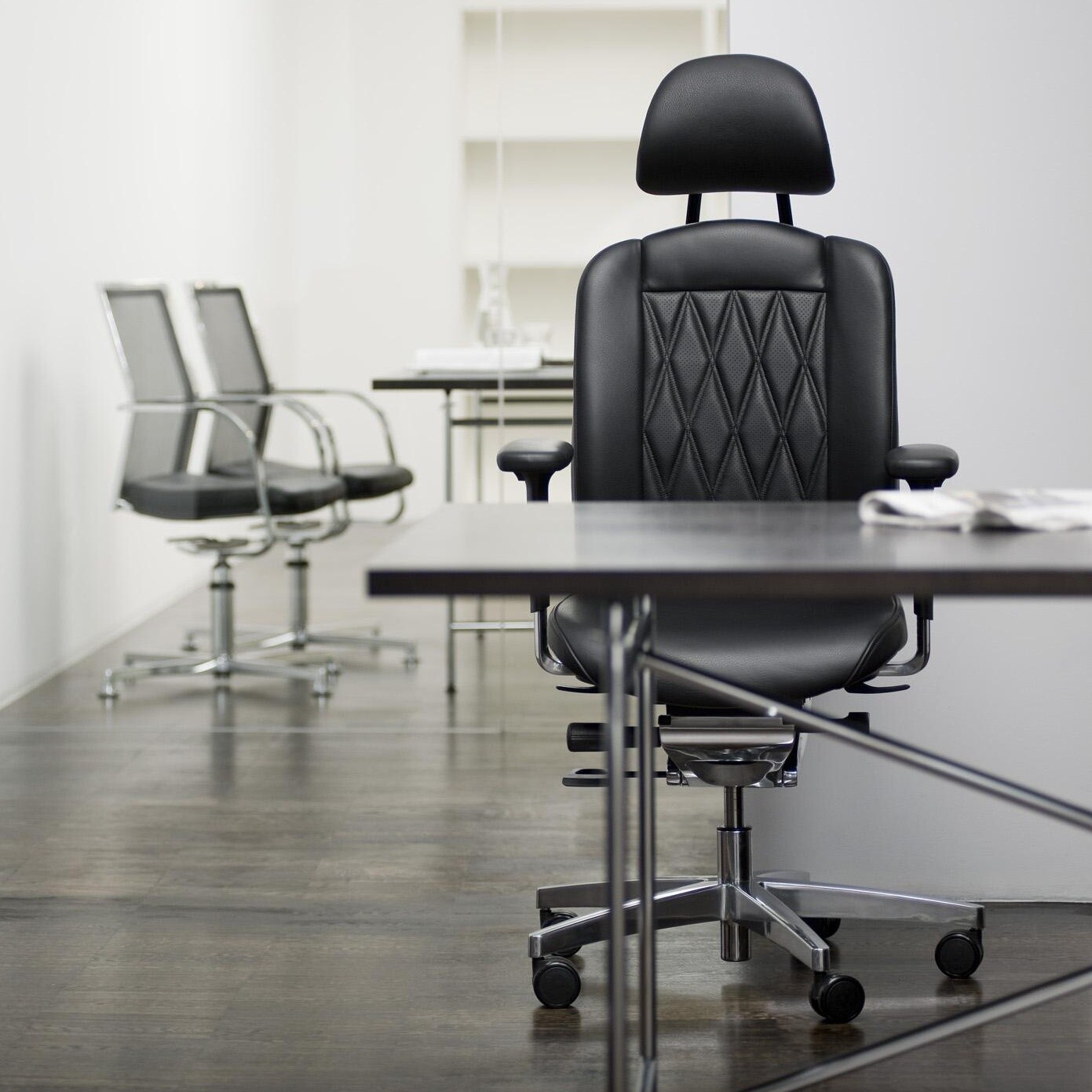 AluMedic Limited S Office Chair