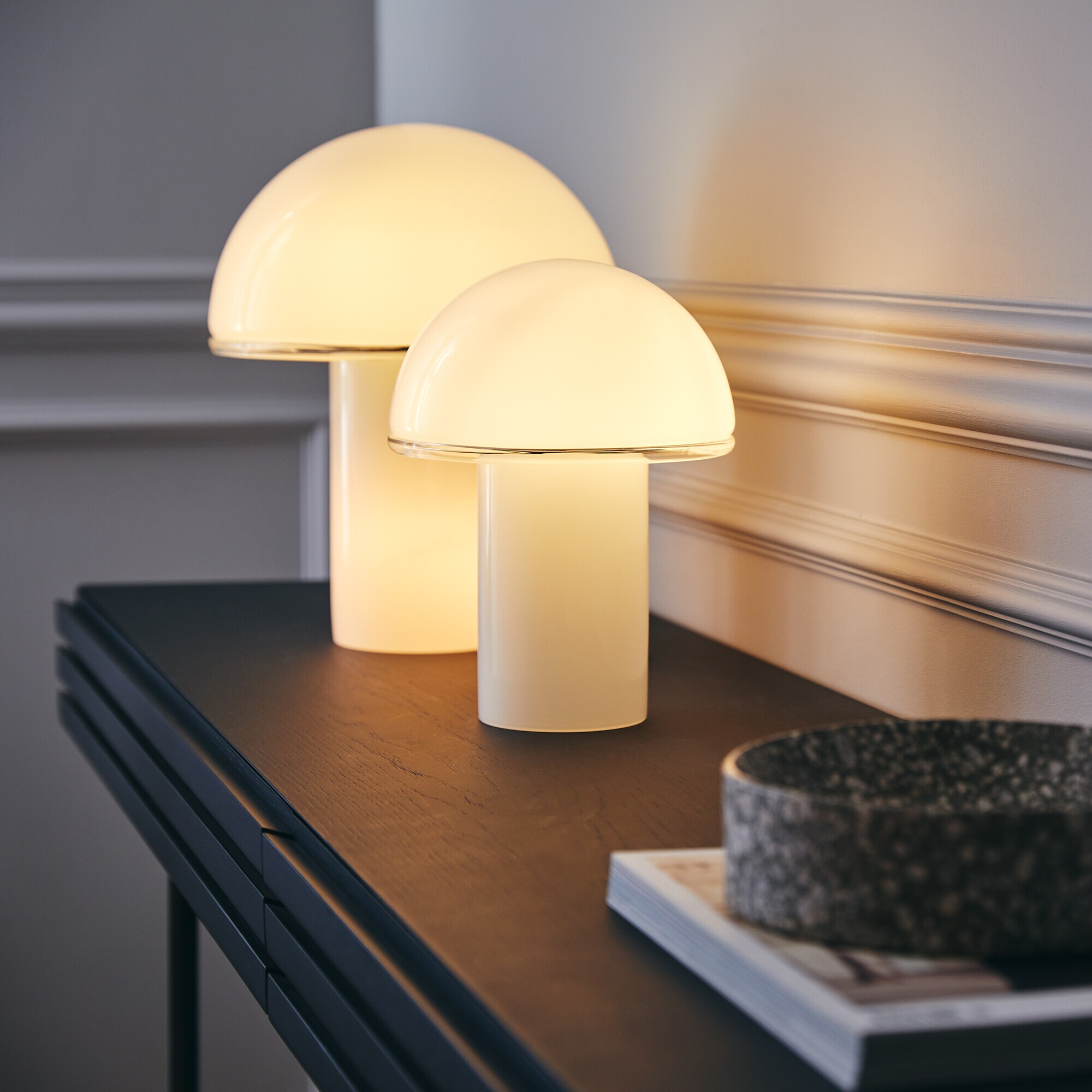 Onfale Tavolo Medio Table Lamp