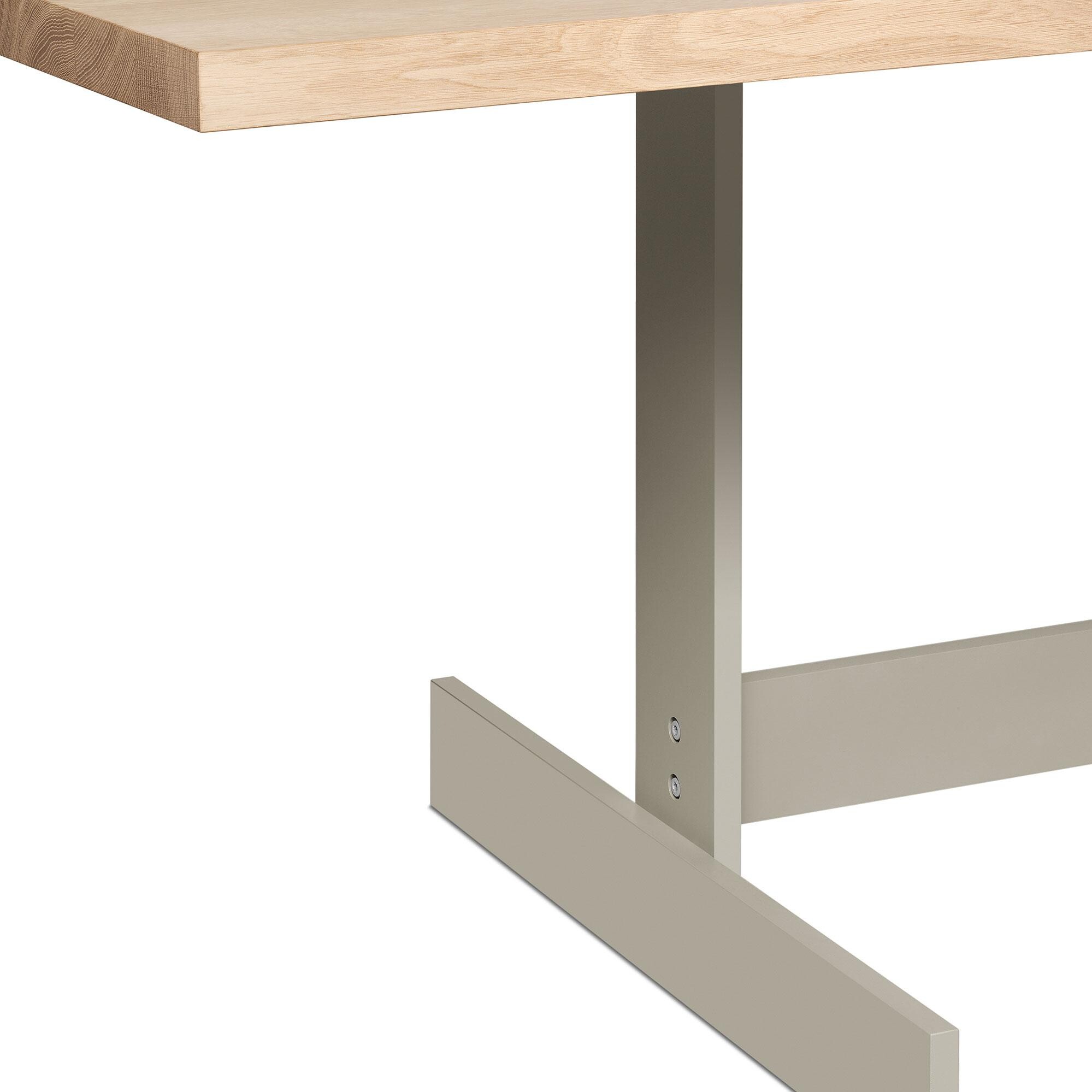 e15 TA23 Kazimir Dining Table