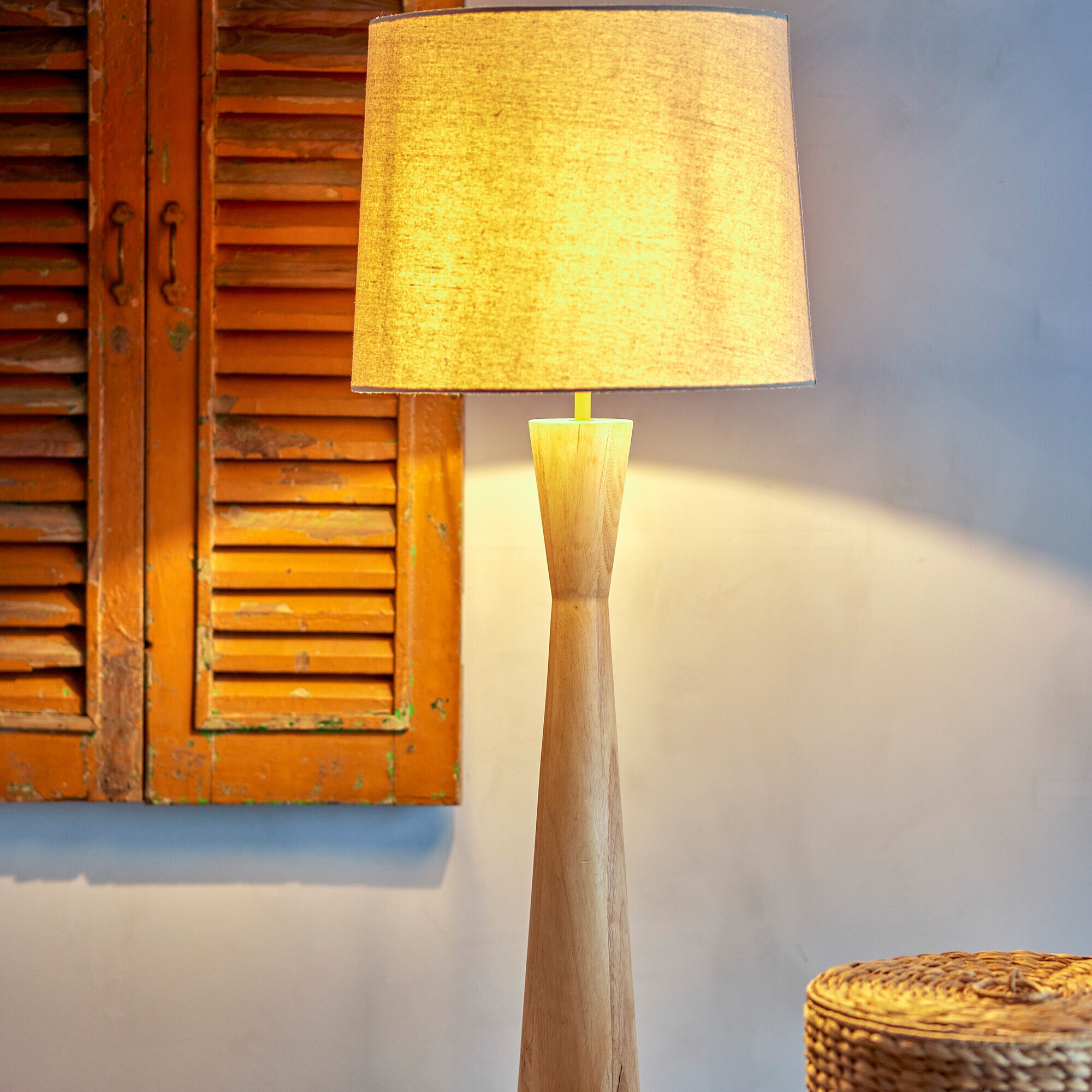 Leonor Floor Lamp