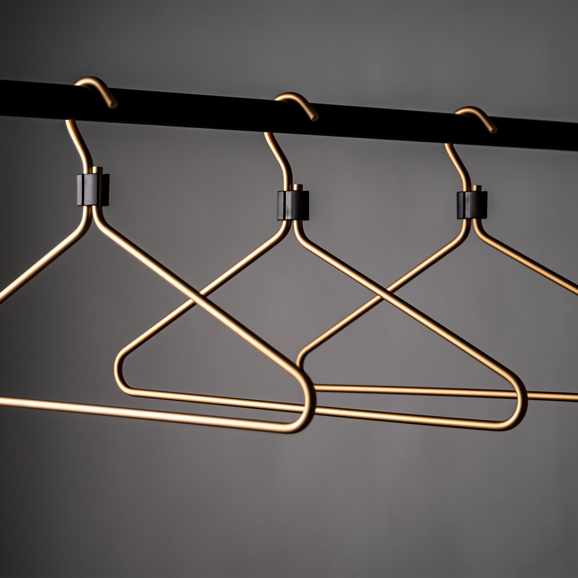 Coat Hanger Set of 6