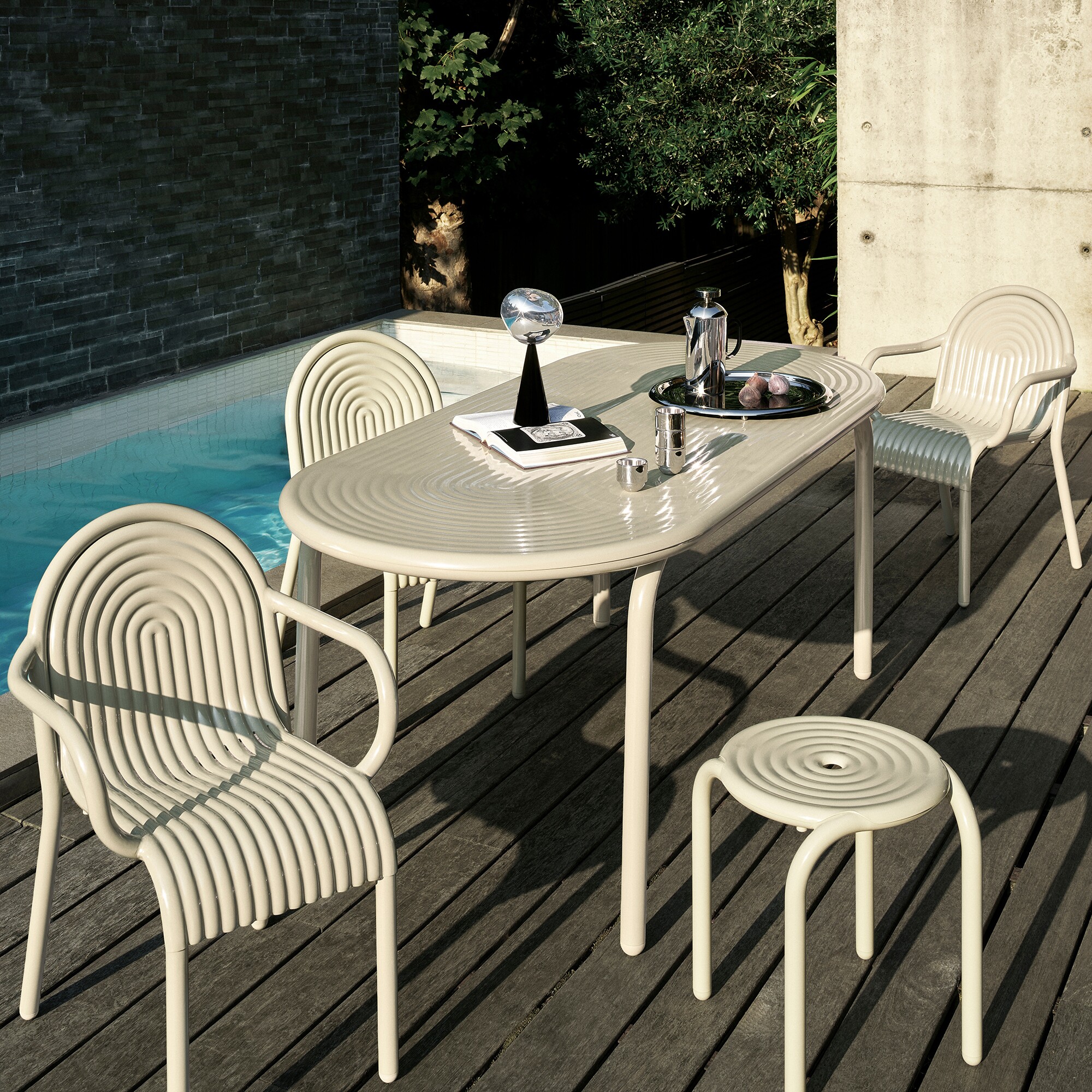 Groove Garden Table 186x86cm