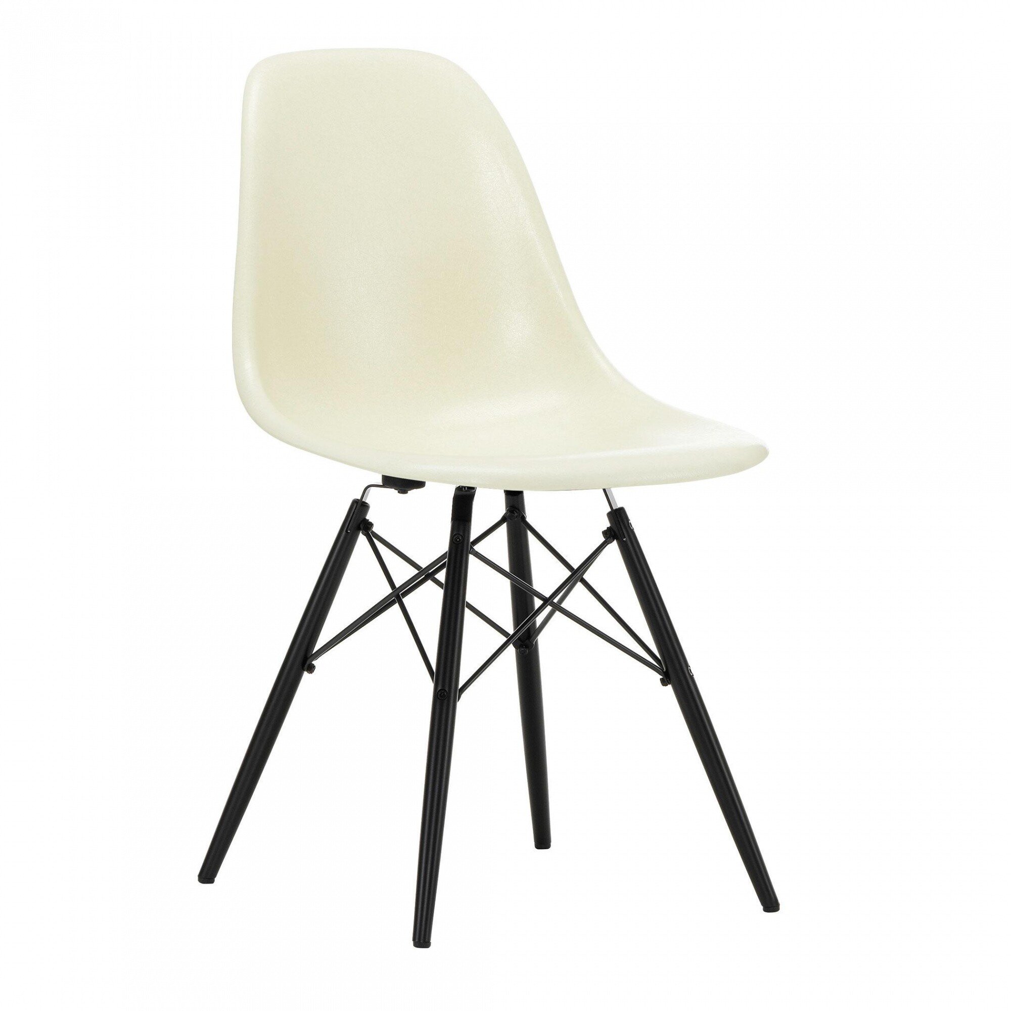 Eames Fiberglass Side Chair DSW Black Maple