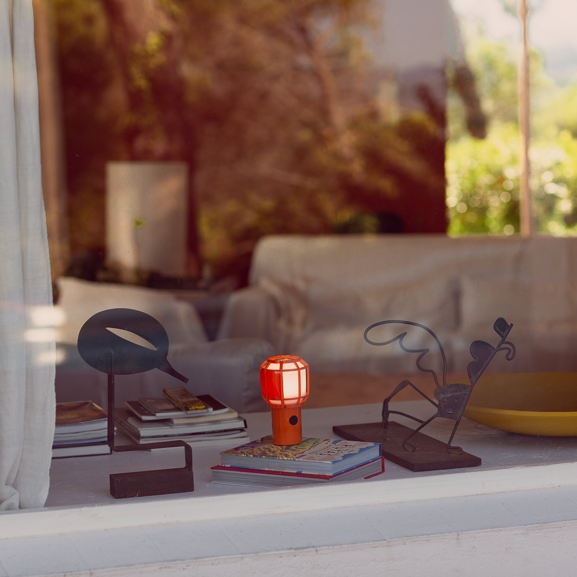 Chispa LED Lamp with Battery