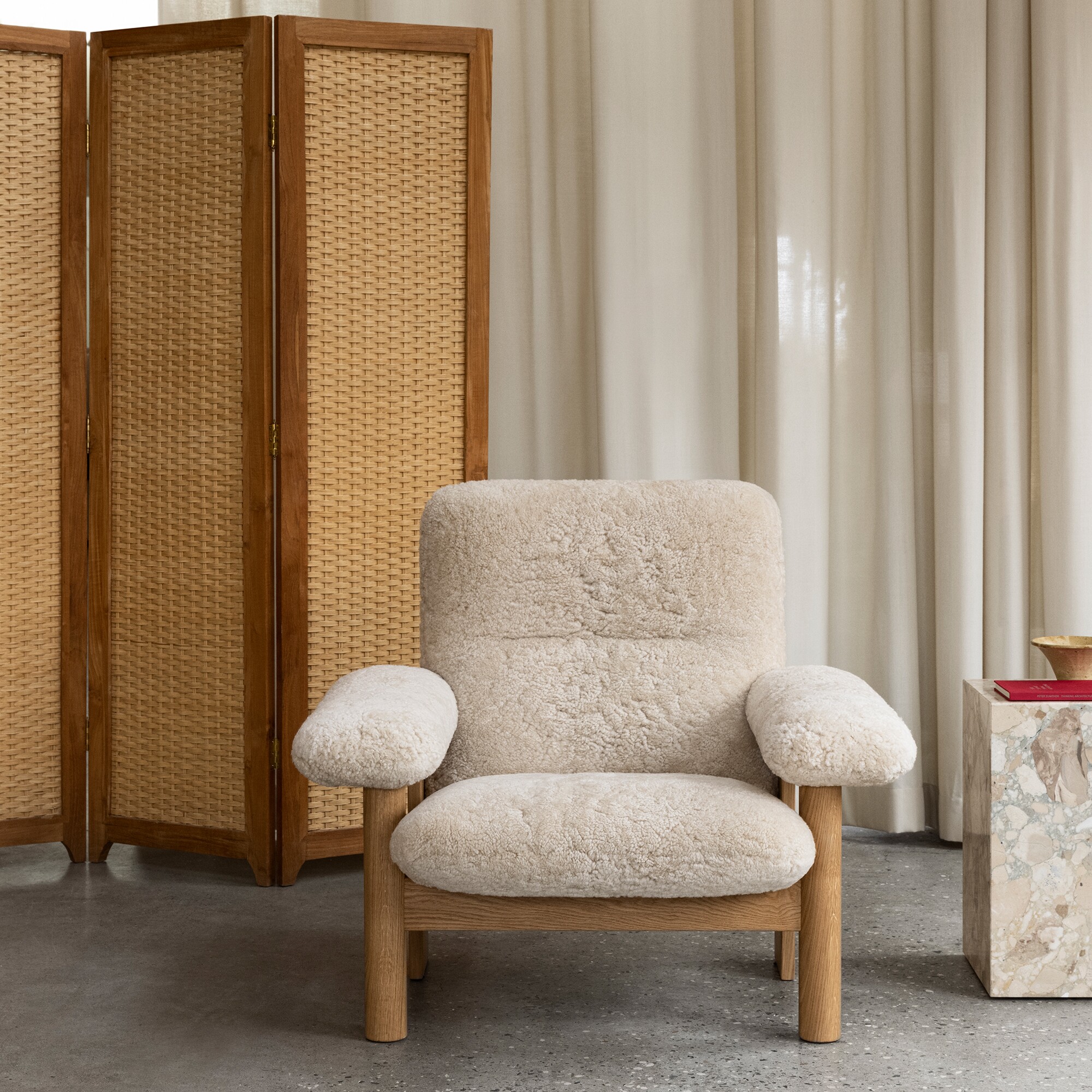 Brasilia Lounge Chair Sheepskin