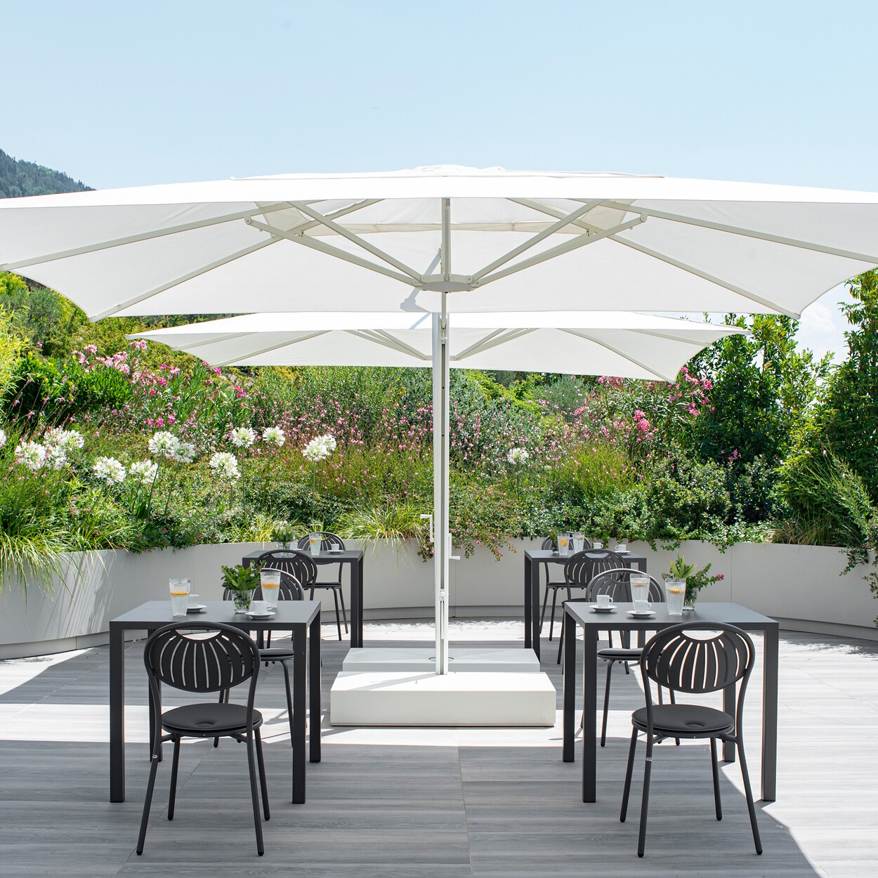 Coupole Garden Chair