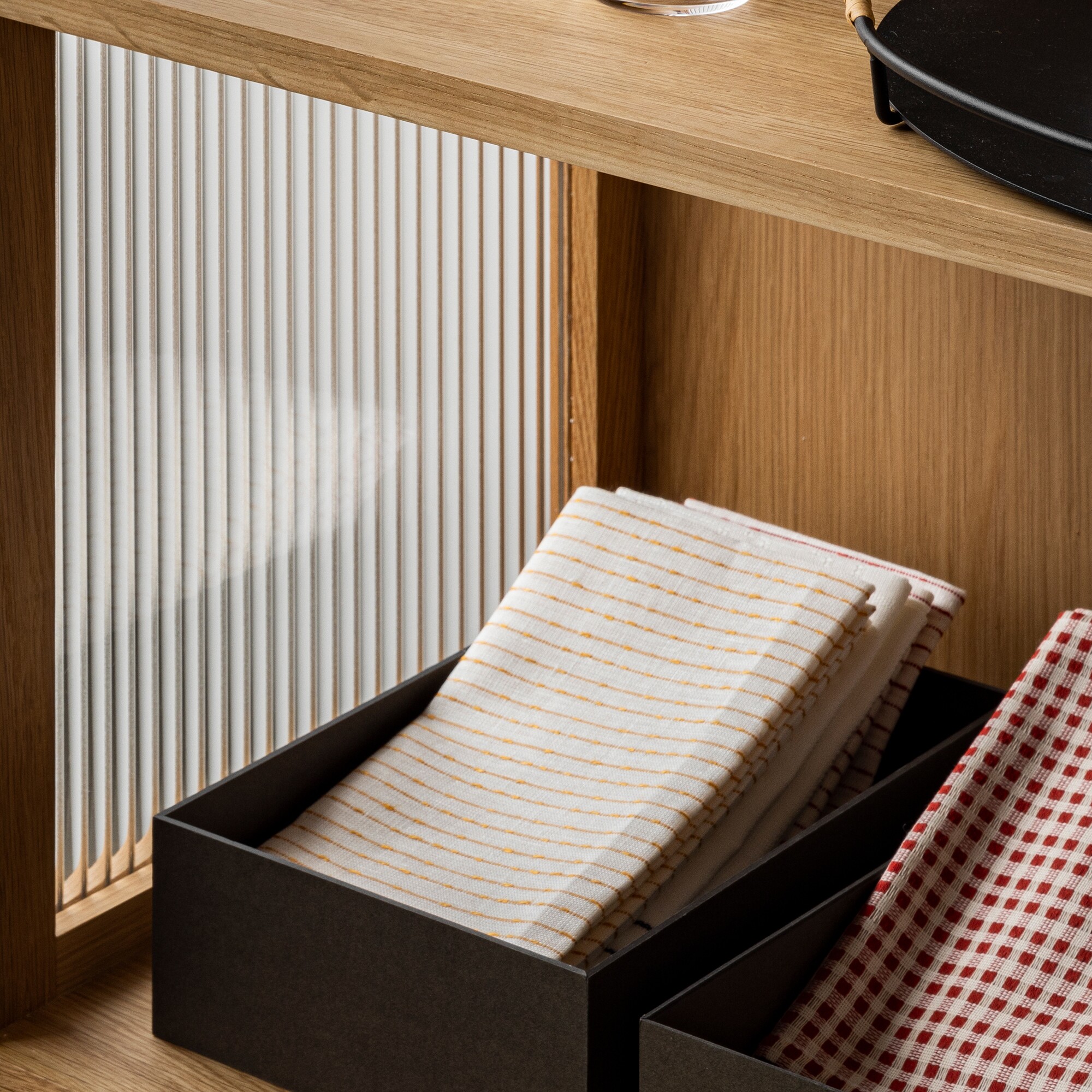 Curiosity Glass Cabinet H 143 cm