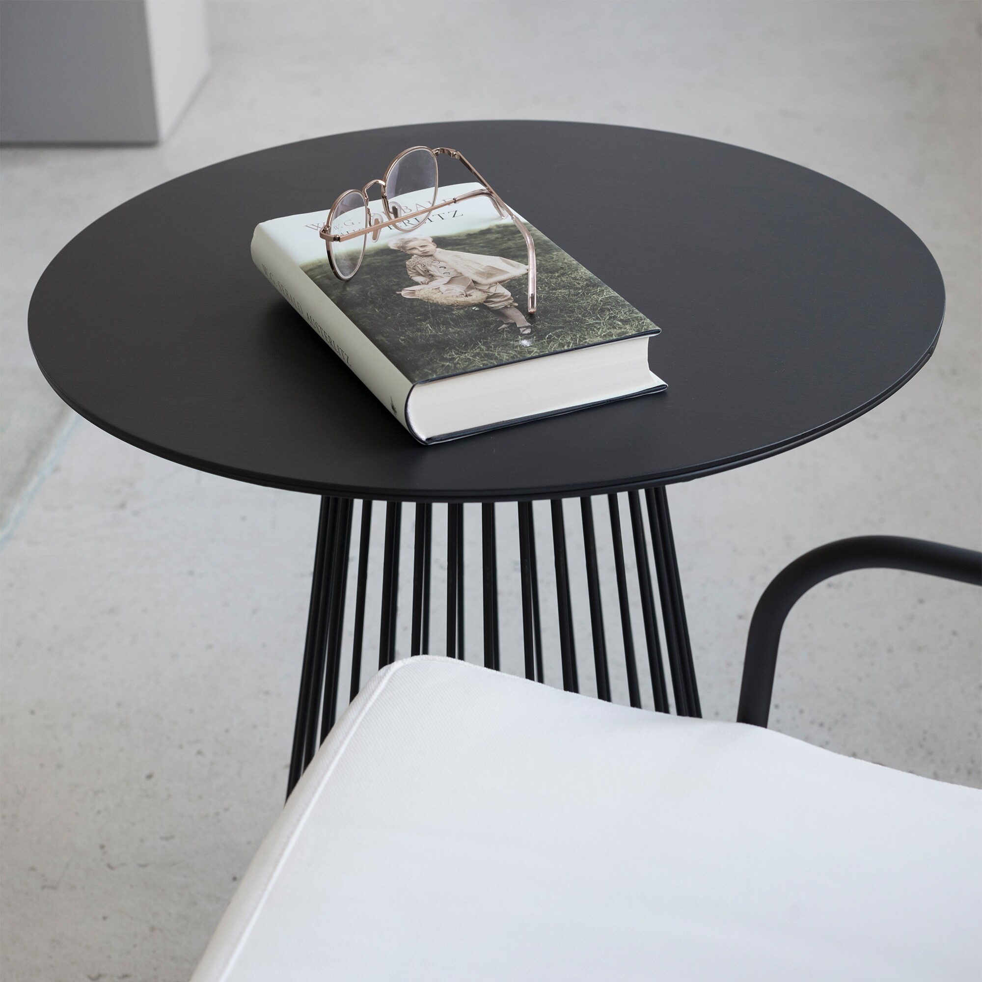 Garbo Side Table Ø 40cm