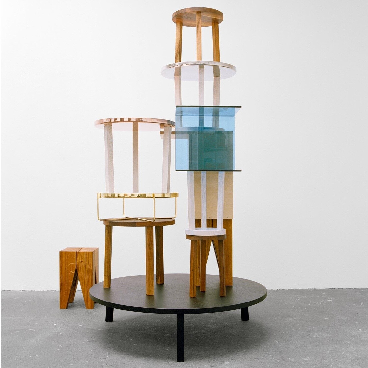 e15 PA05 Leila Coffee Table