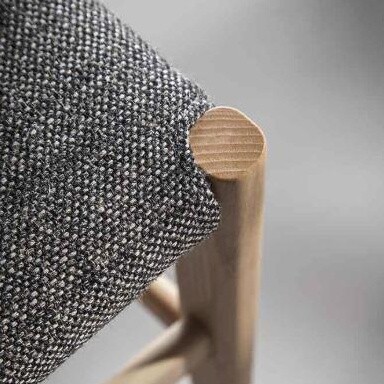 646 Leggera Chair with Padded Seat