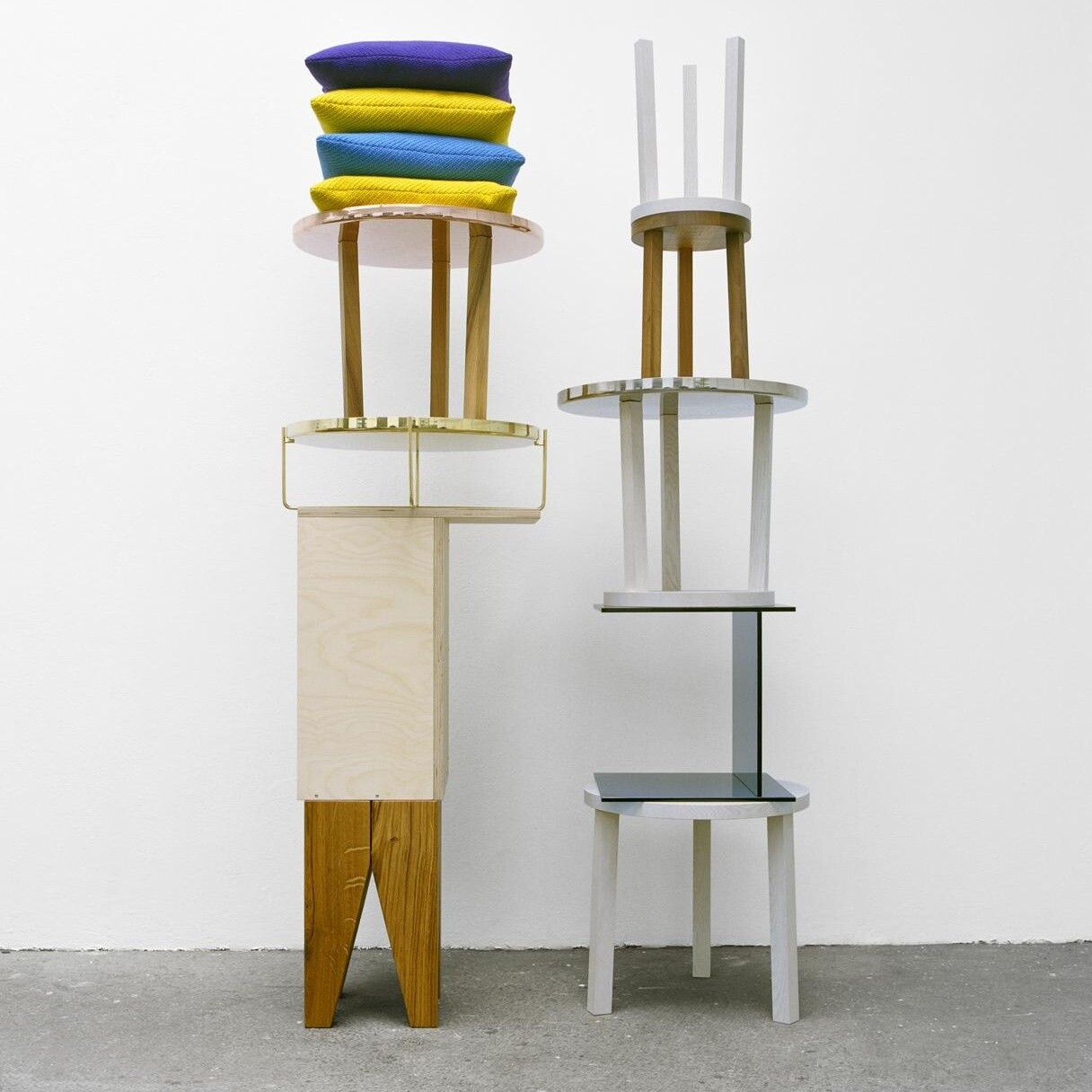 e15 ST04 Backenzahn Side Table