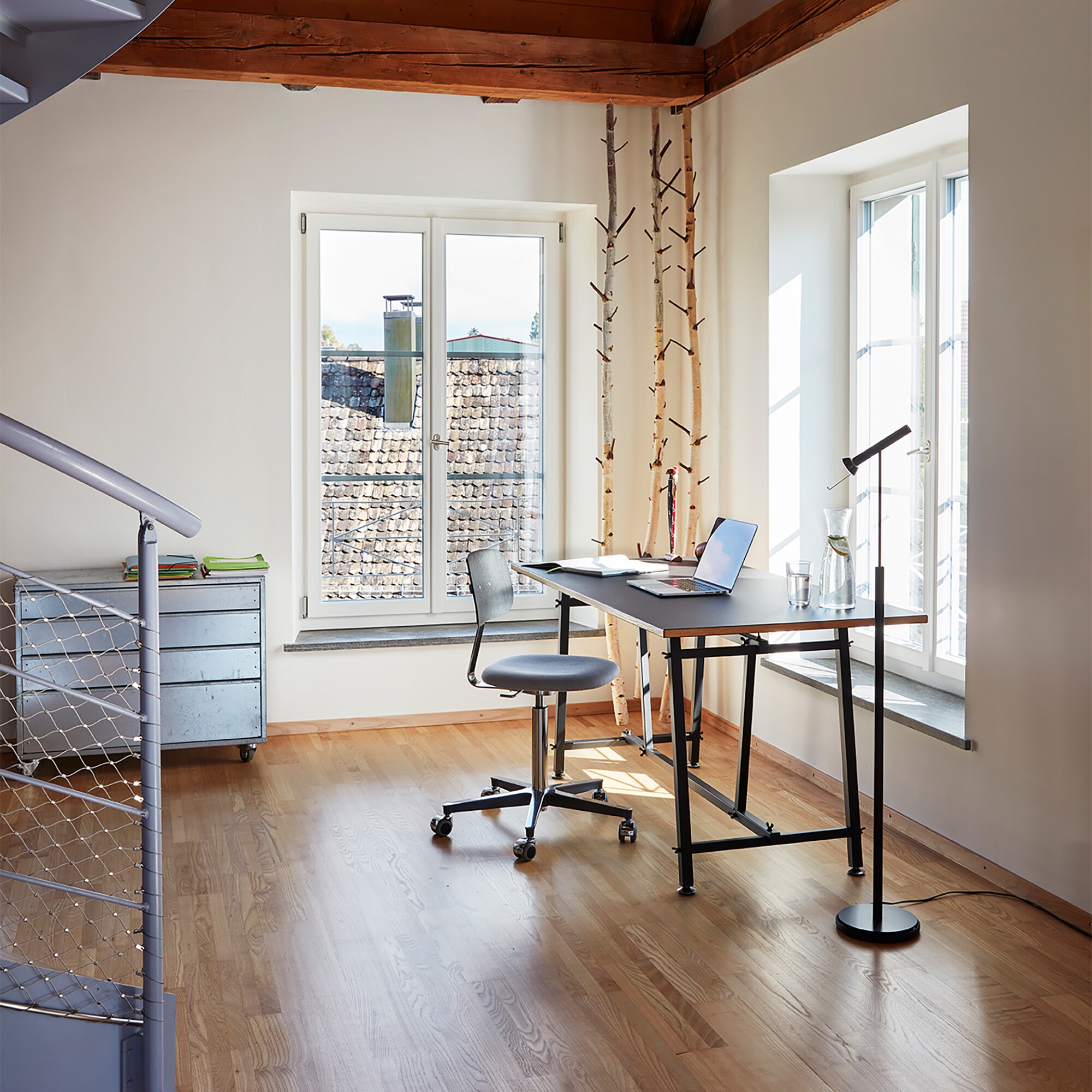 Atelier Model 4030 Table