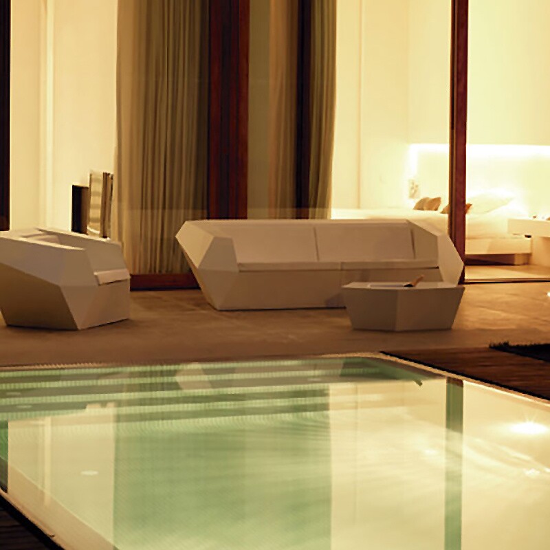 Faz Outdoor Side Table