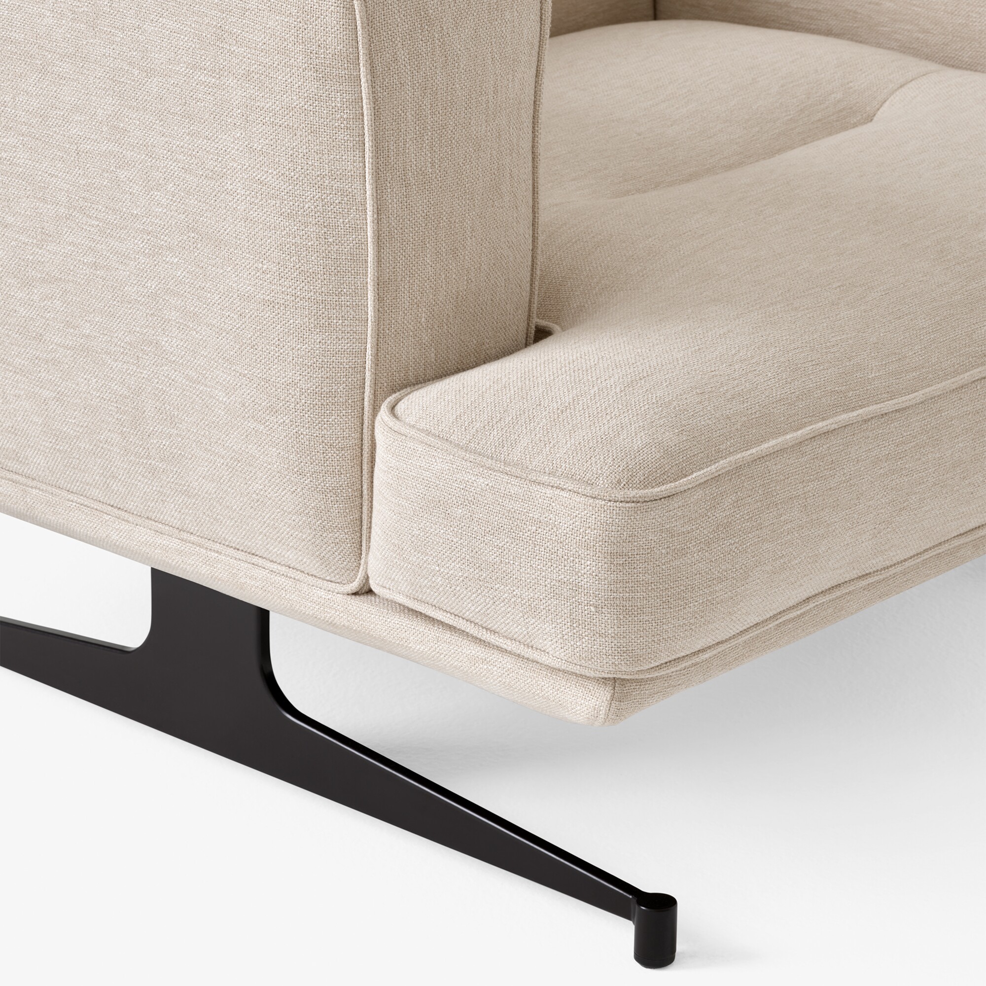 Inland AV21 Lounge Chair