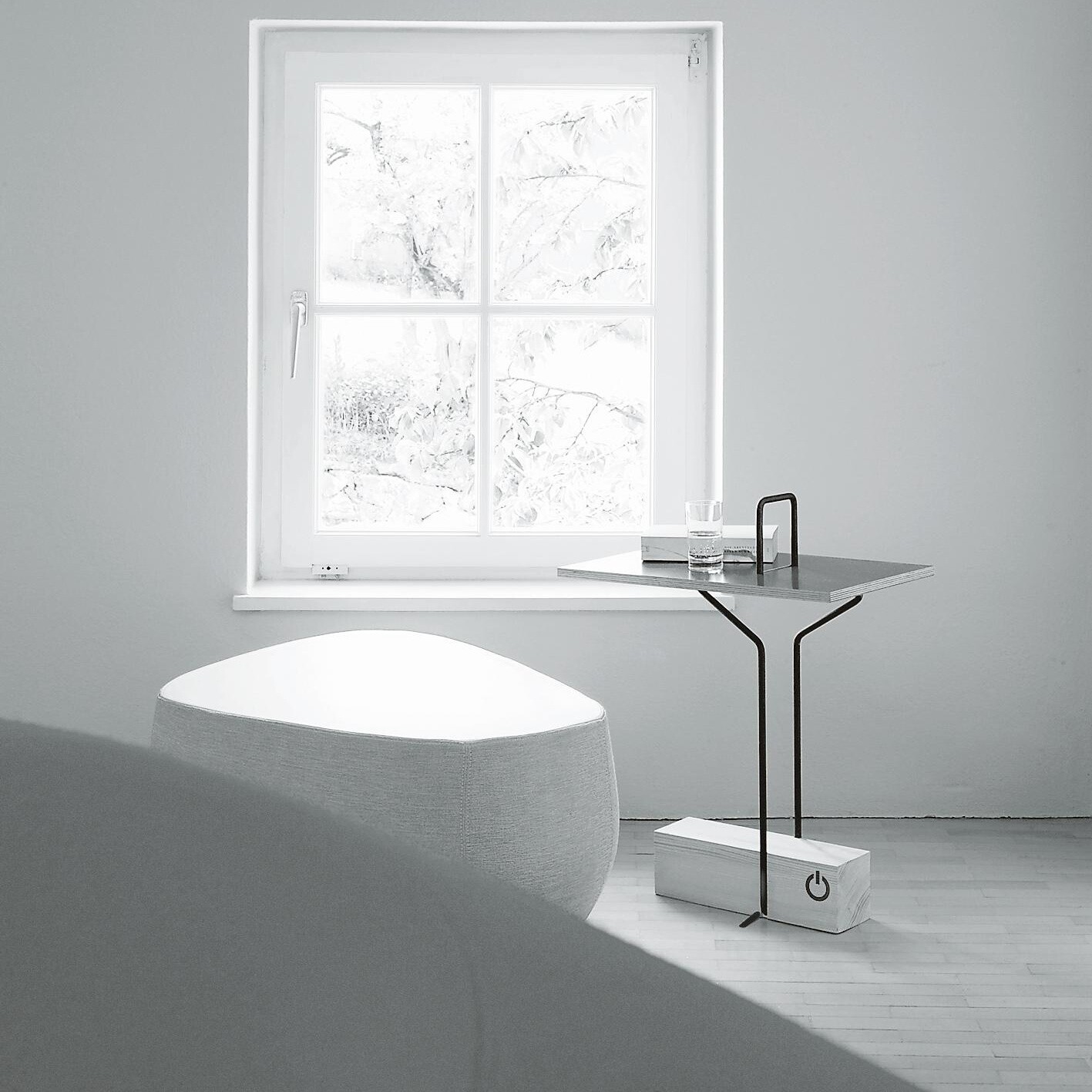 Moormann Abgemahnt Side Table