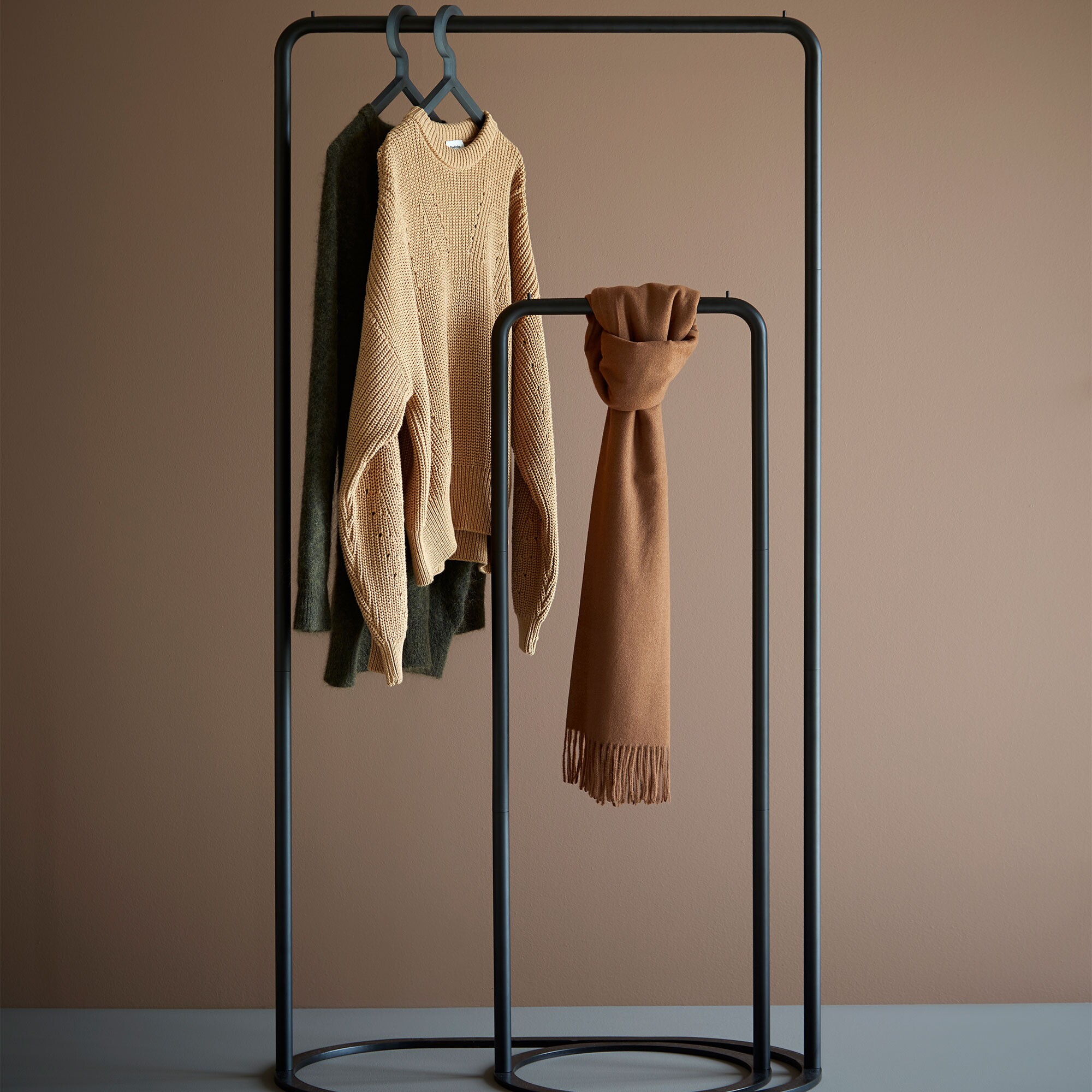 O&O Coatstand S