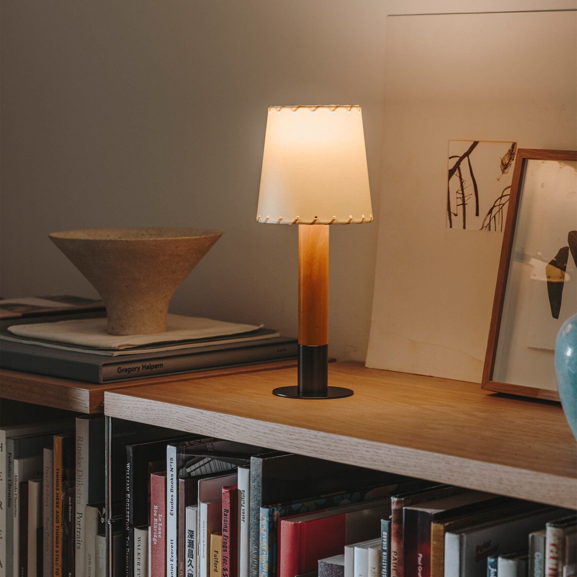Basica Minima Table Lamp