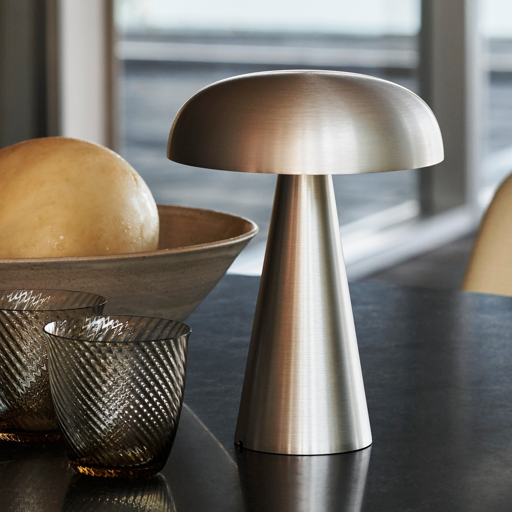 Como SC53 LED Table Lamp with Battery