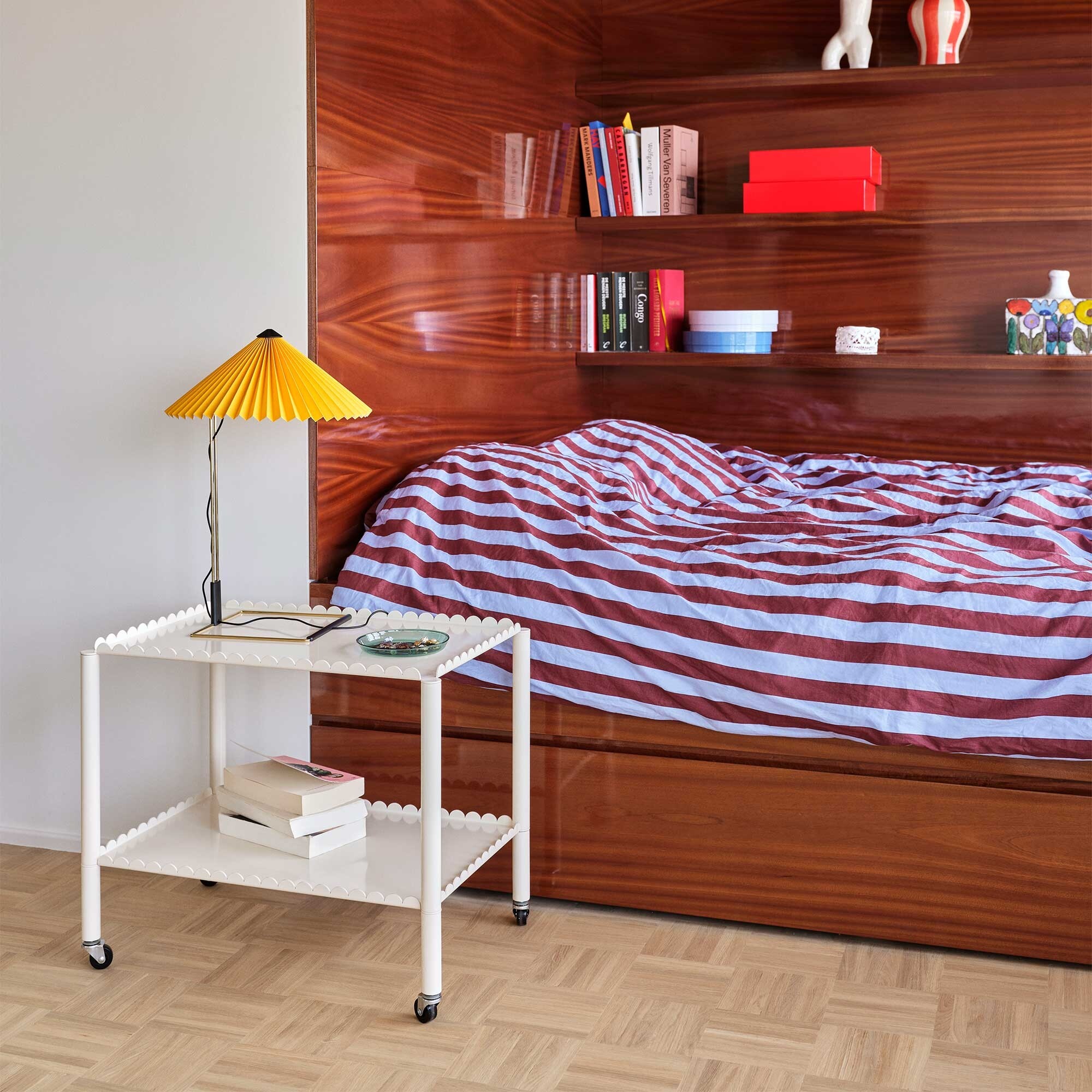 Arcs Serving Trolley Low