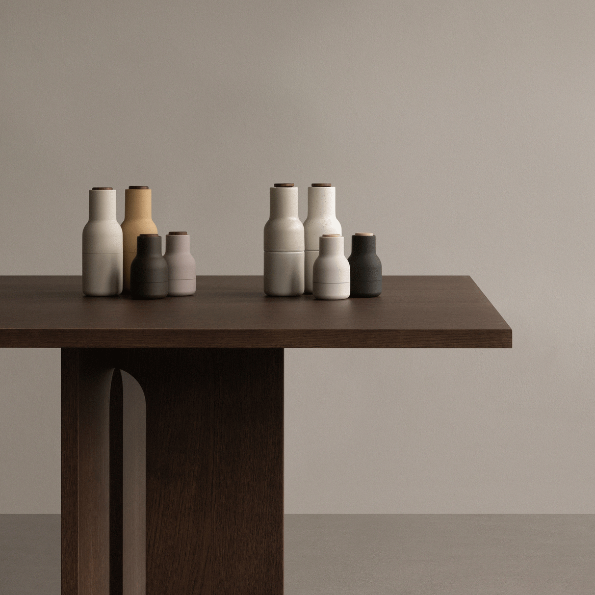 Bottle Grinder Small Set of 2 Walnut Lid