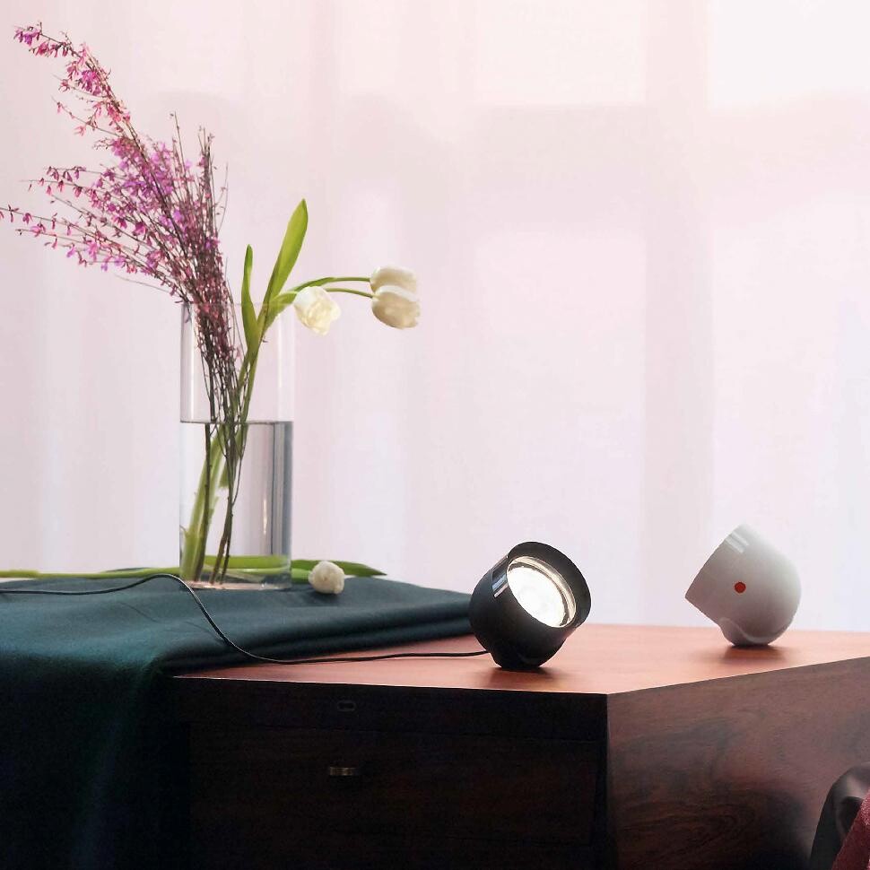 Love Focus LED Table Lamp