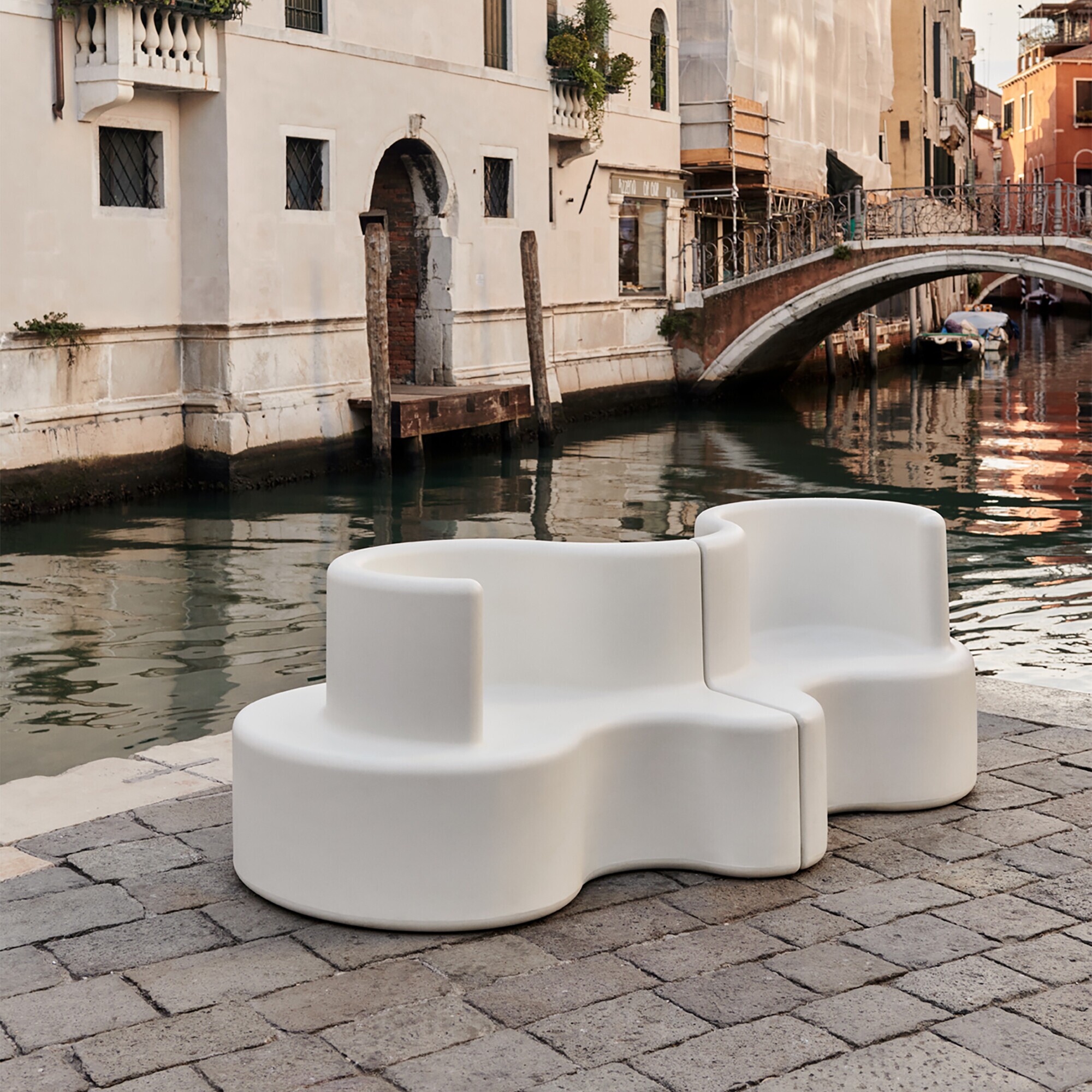 Cloverleaf In/Outdoor Sofa Right Unit