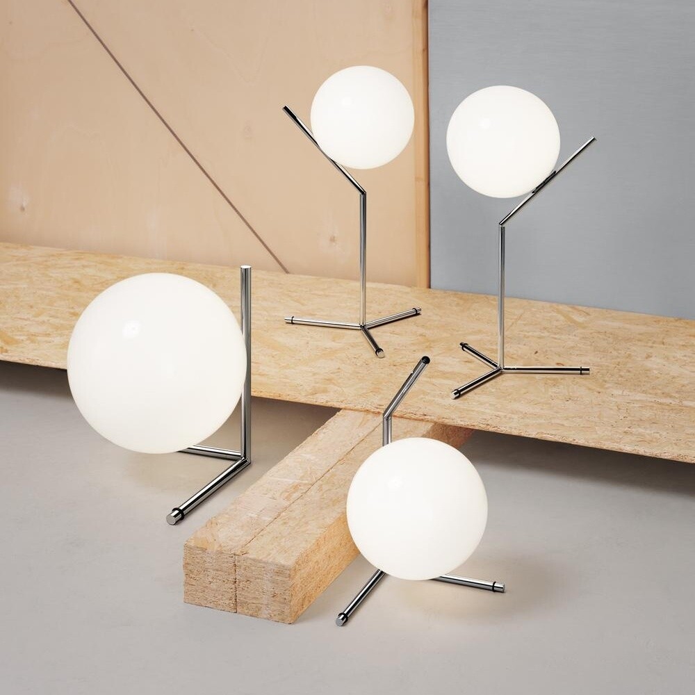 IC T1 Table lamp