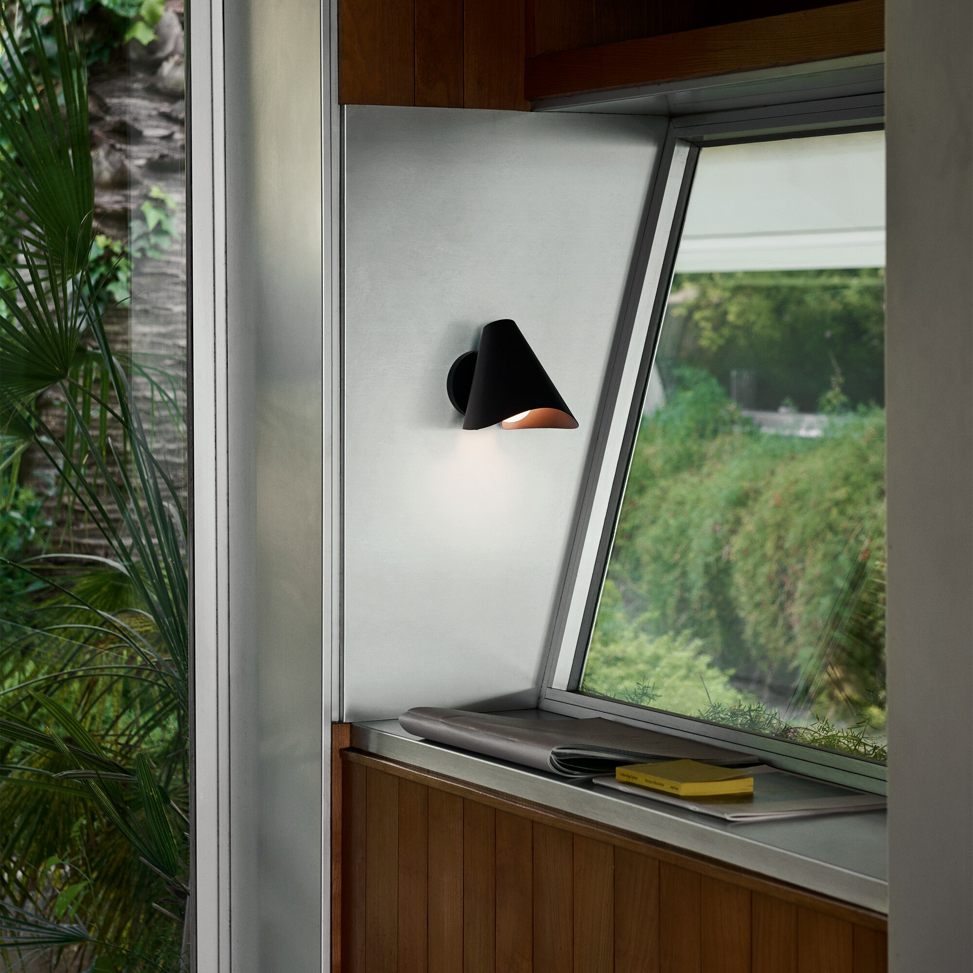 Bonnet SC103 Wall Lamp