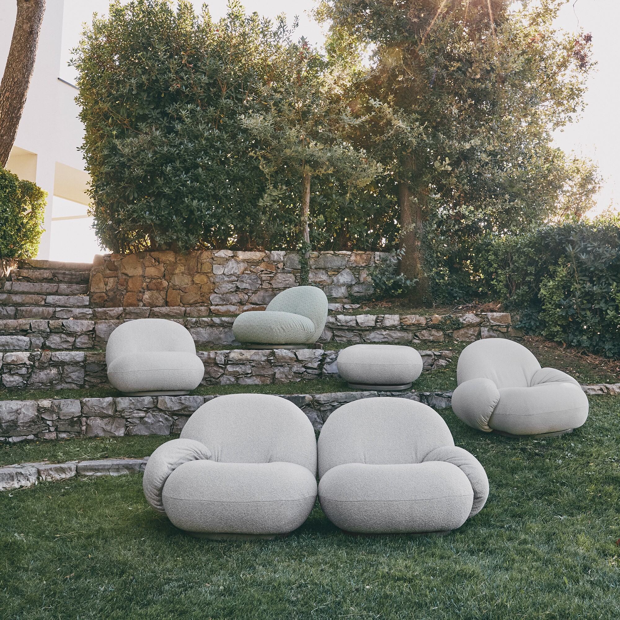 Pacha Outdoor Lounge Chair with Armrests