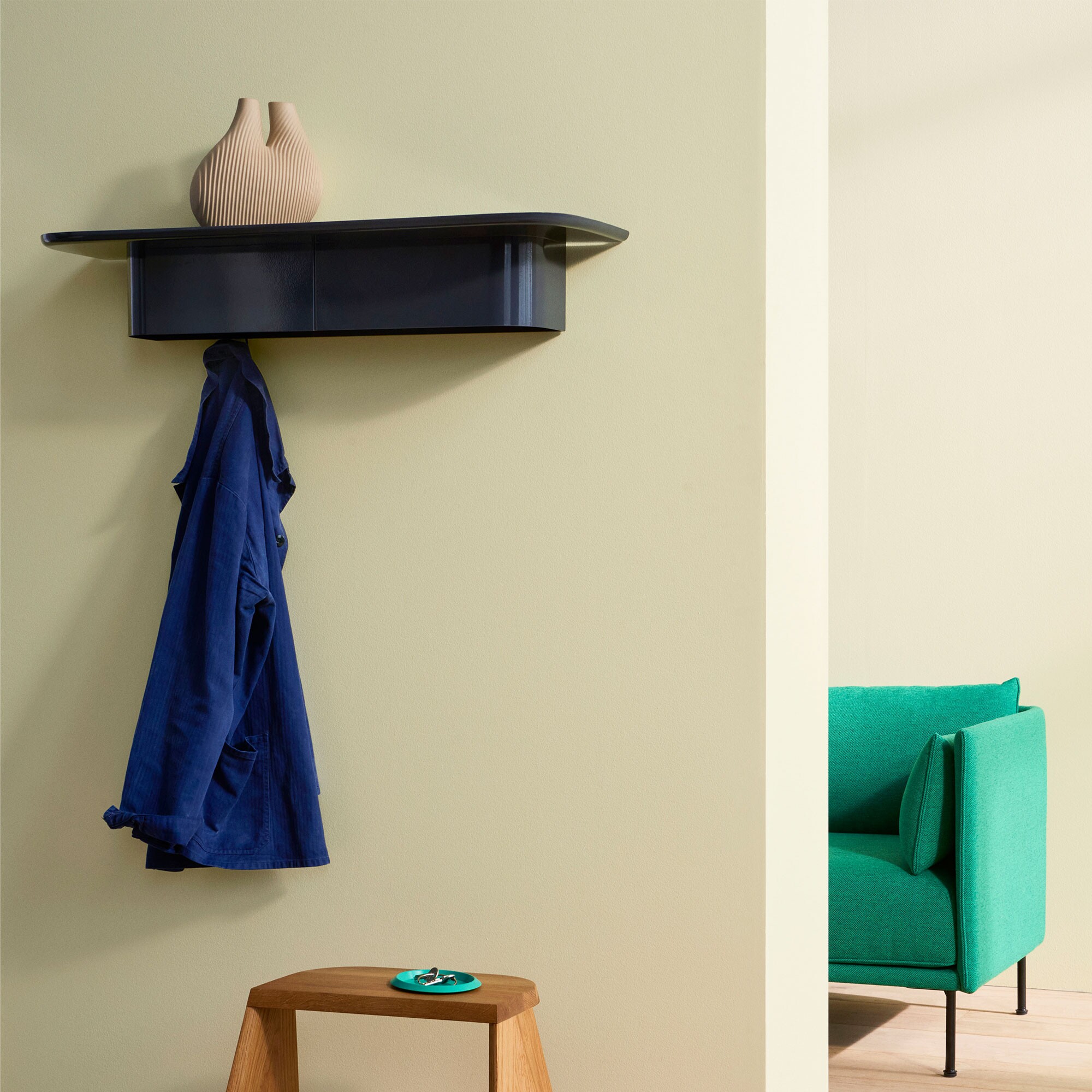 Korpus Wall Shelf with Coat Hook L