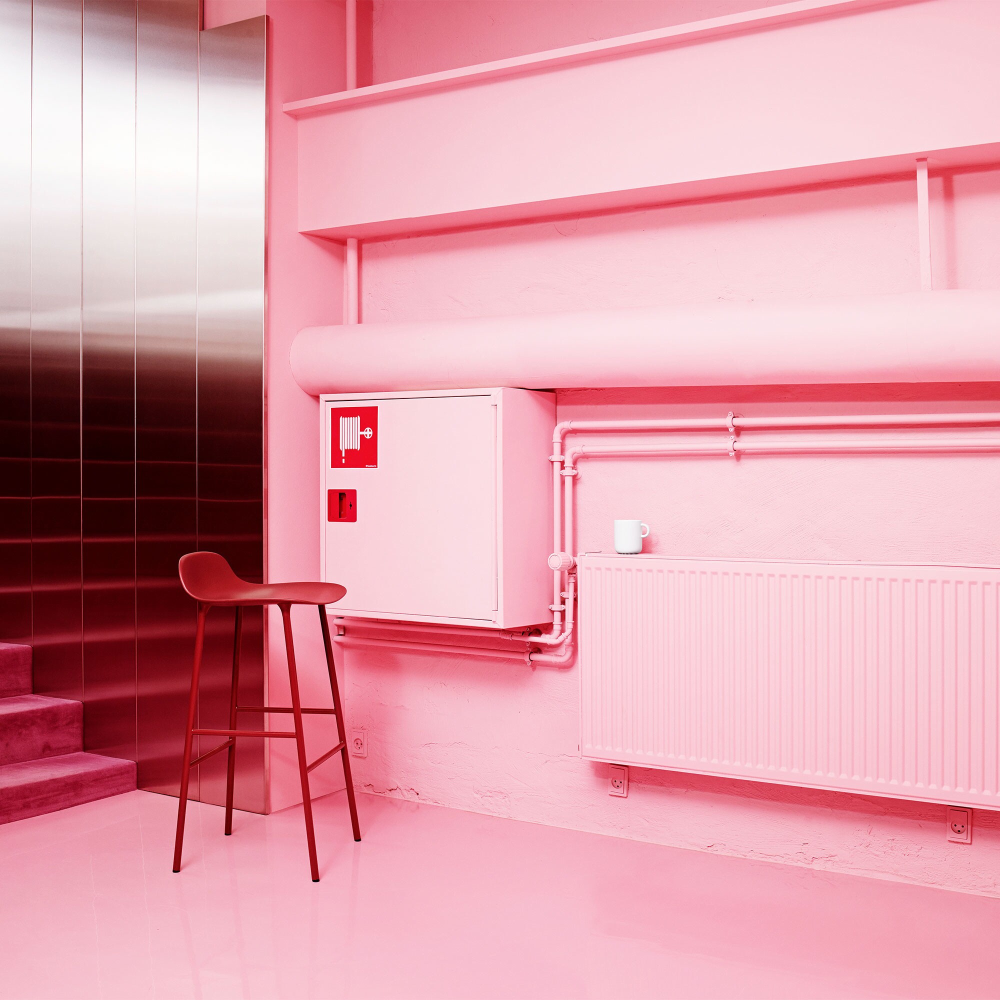 Form Bar Stool Steel Base 75cm