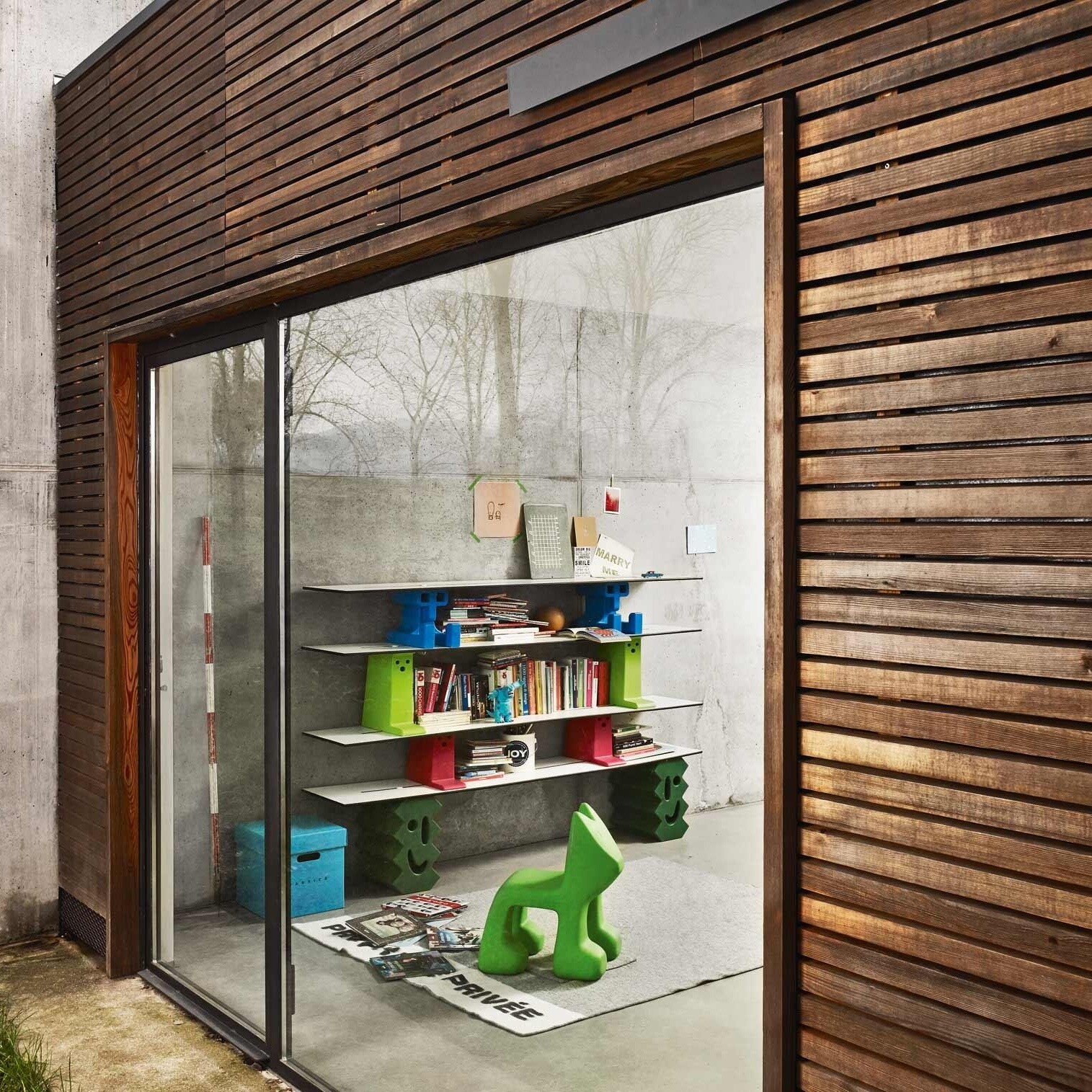 Me Too Julian Children's Chair