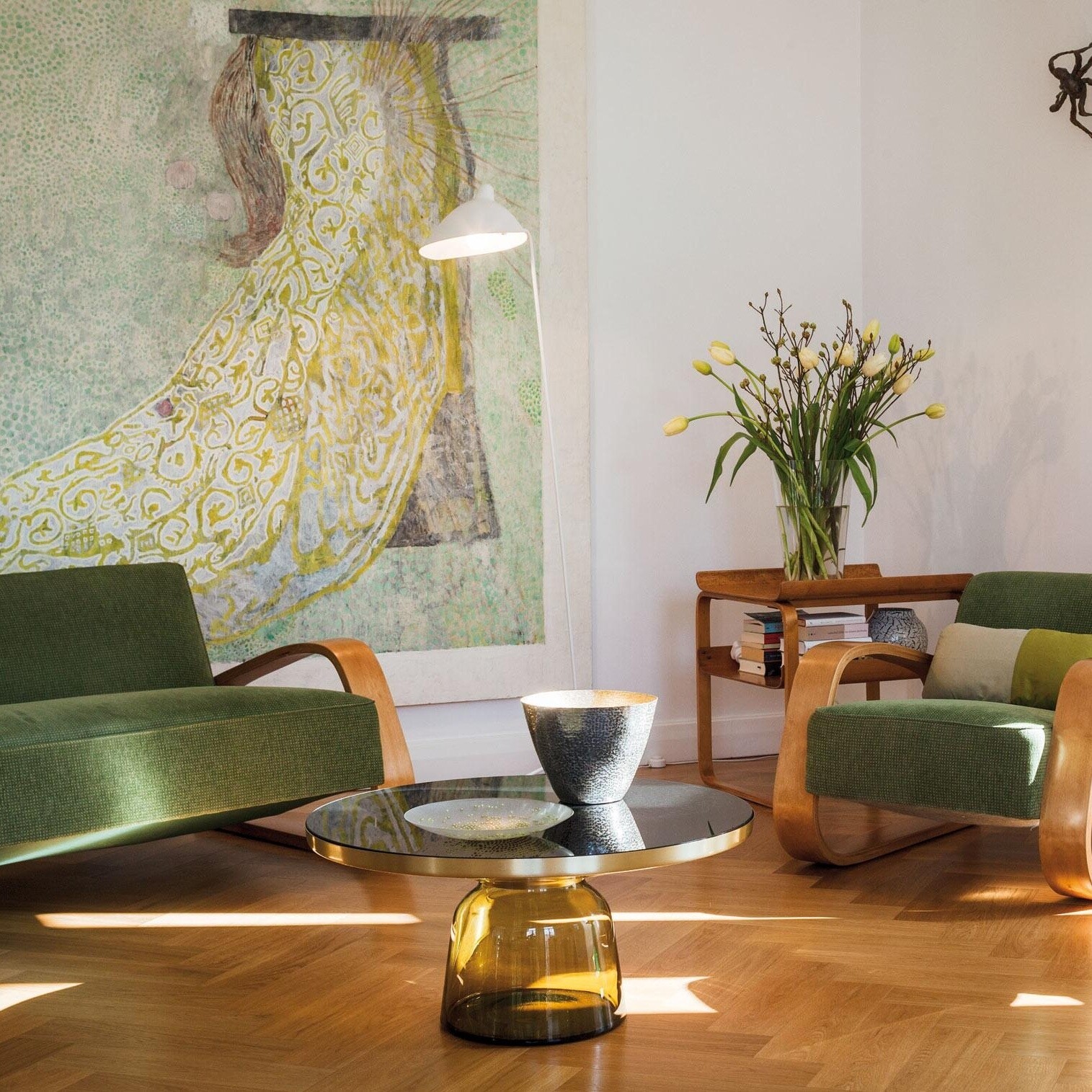 Bell Coffee Table Brass