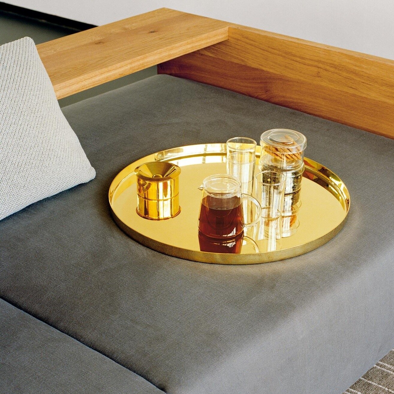 e15 CM05 Habibi Tray