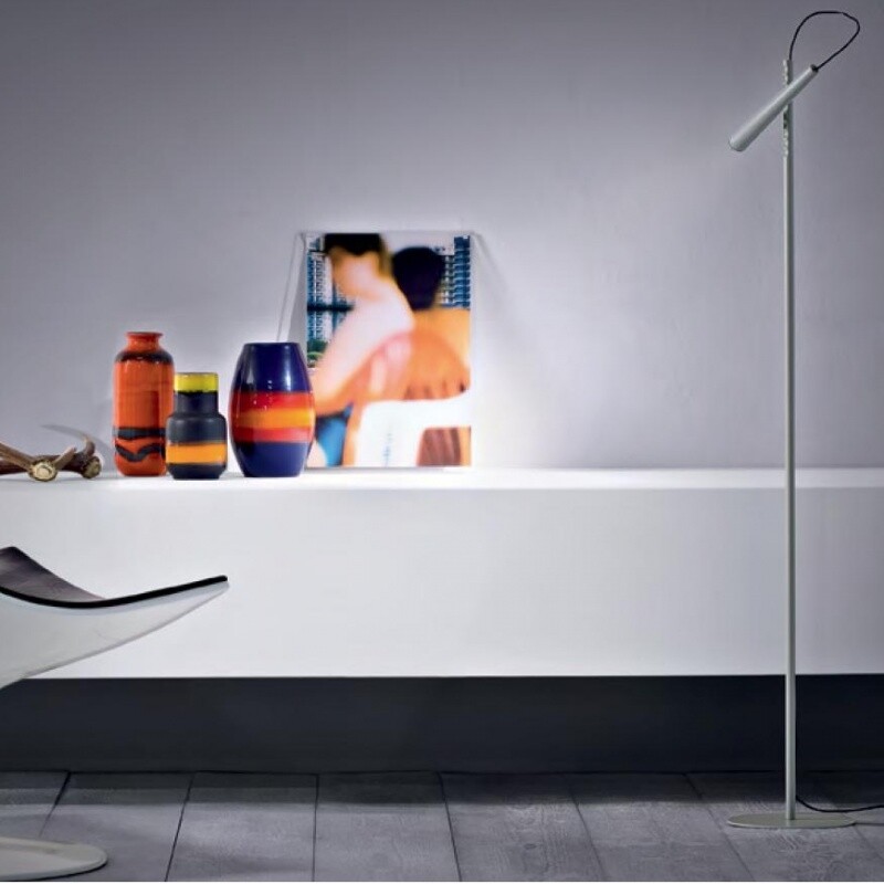 Magneto LED Reading Lamp