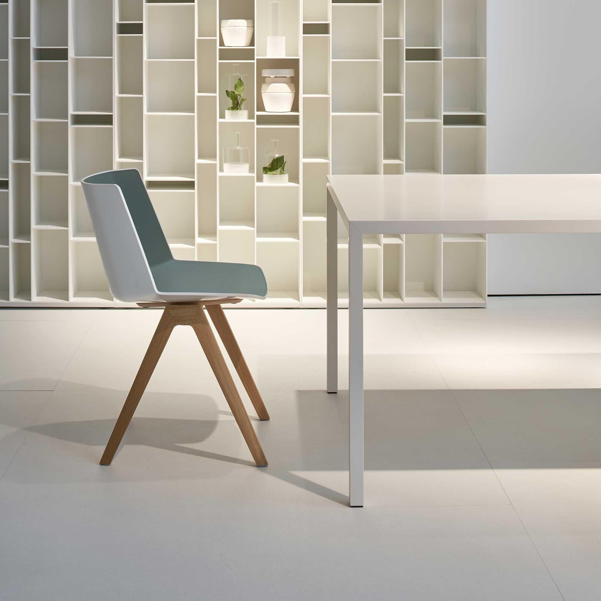 Aïku Chair With Legs In Oak