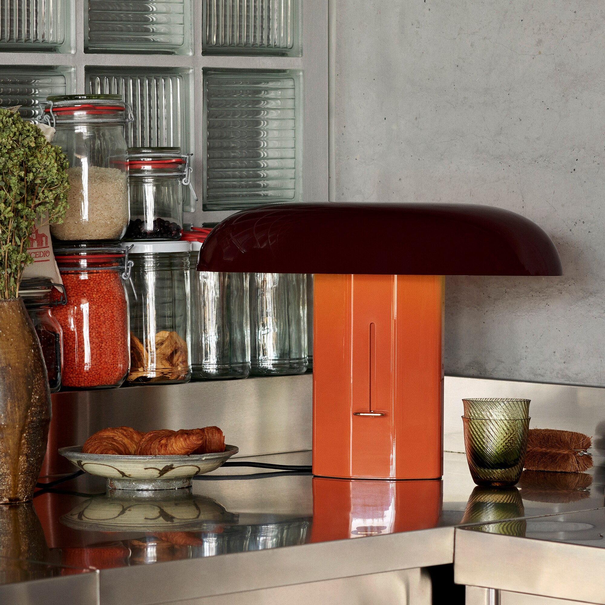 Montera JH42 Table Lamp